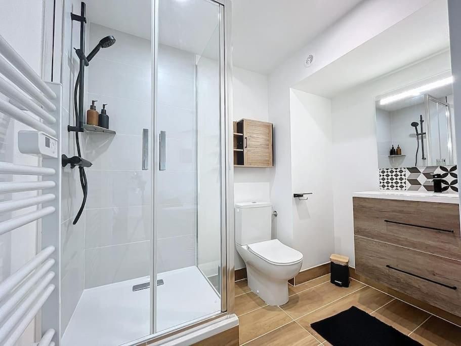 Deluxe Double Room with Extra Bed