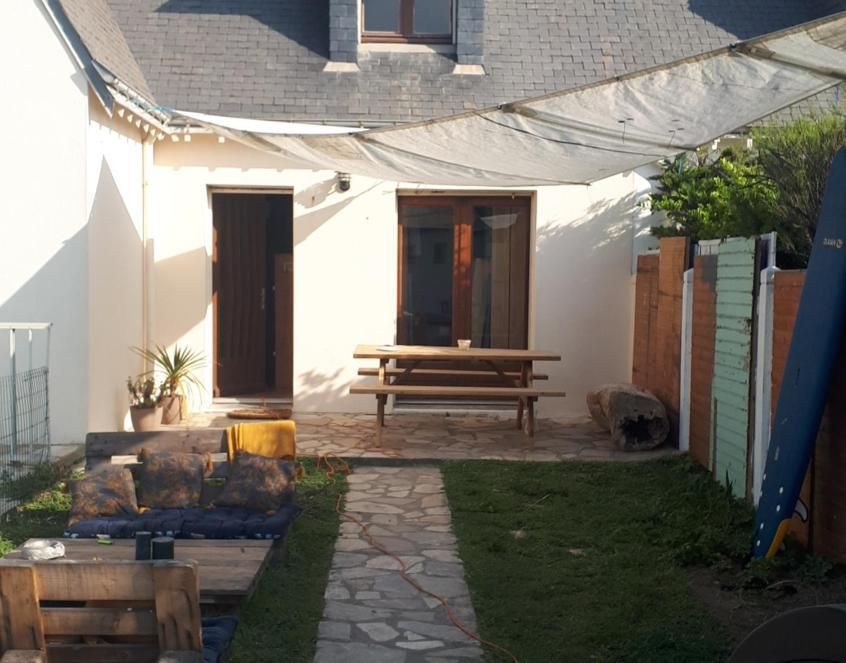 Surfhouse, L'Oyat