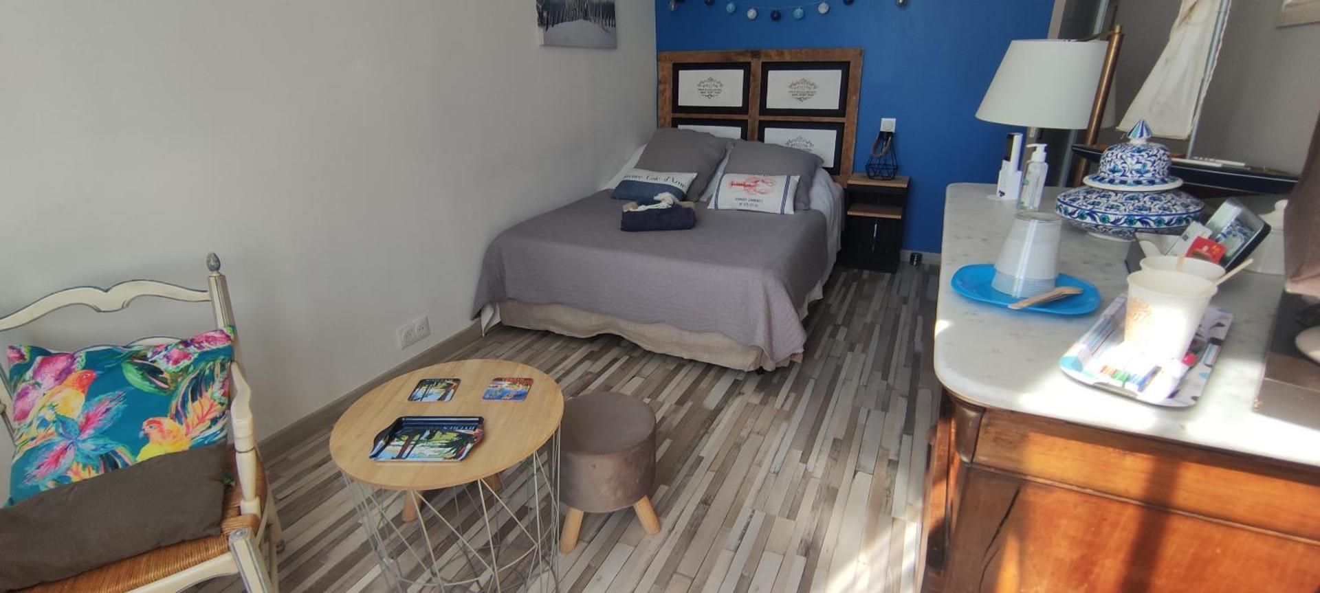 Double Room with Shared Bathroom