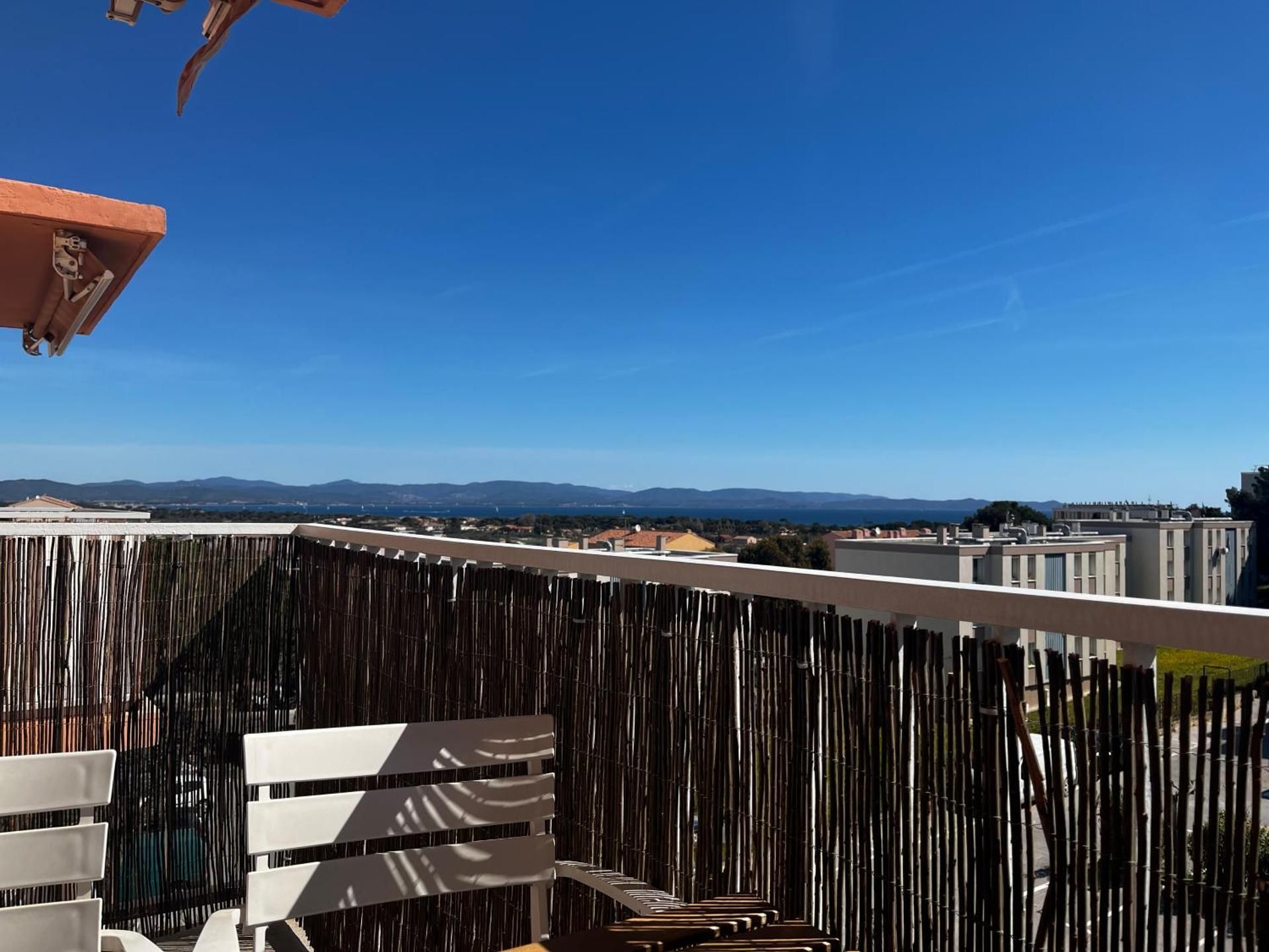 Apartment with Sea View