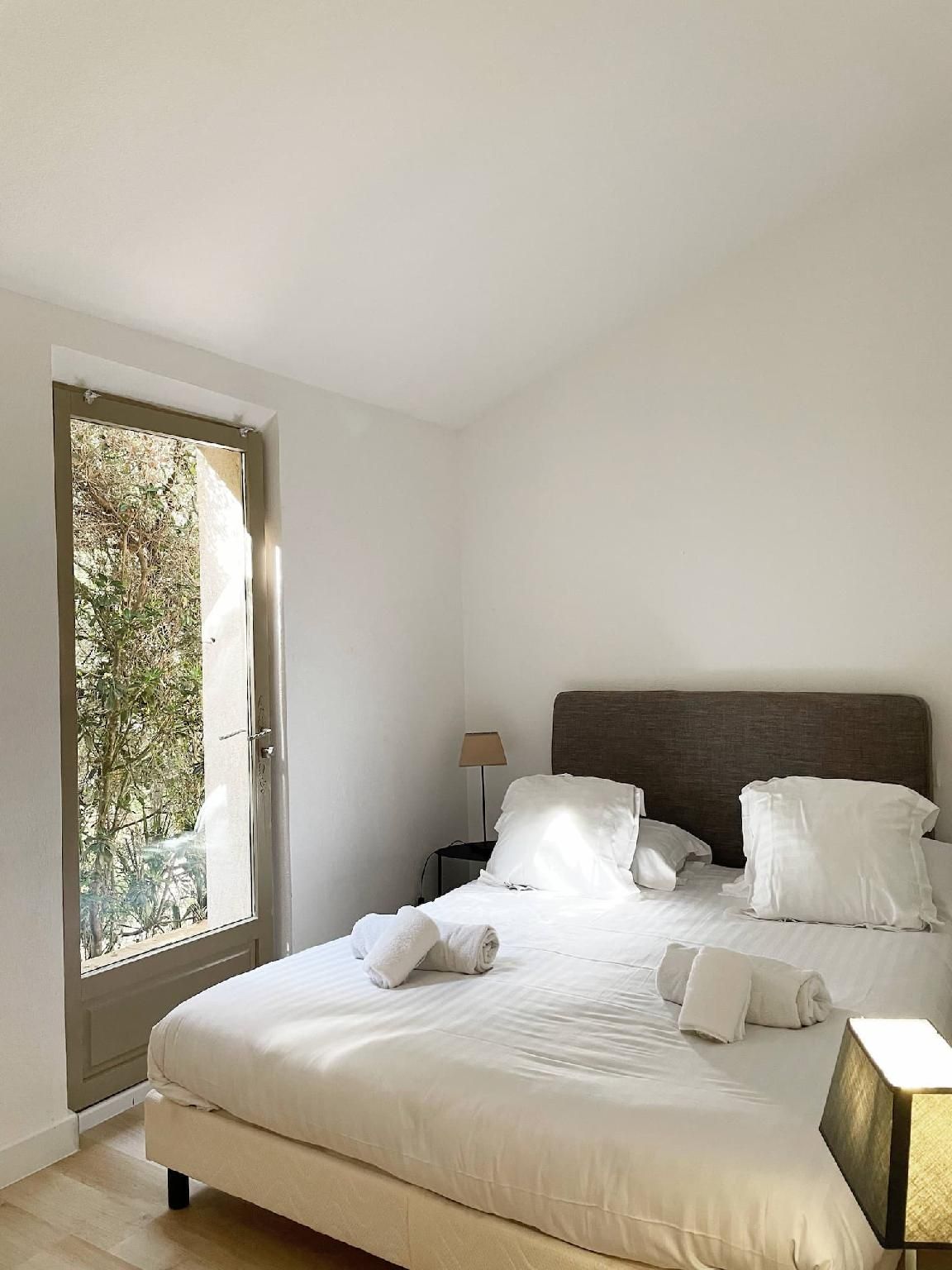 Two-Bedroom Apartment with Sea View