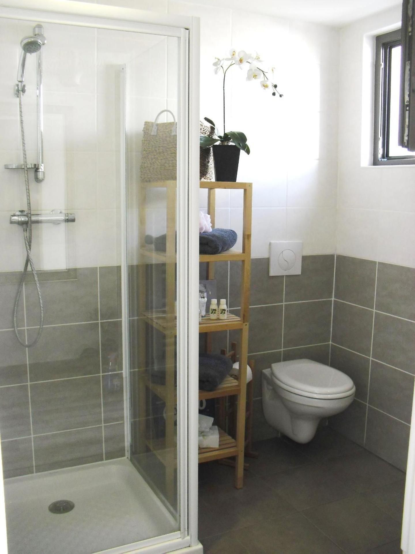 Studio (2 Adults)
