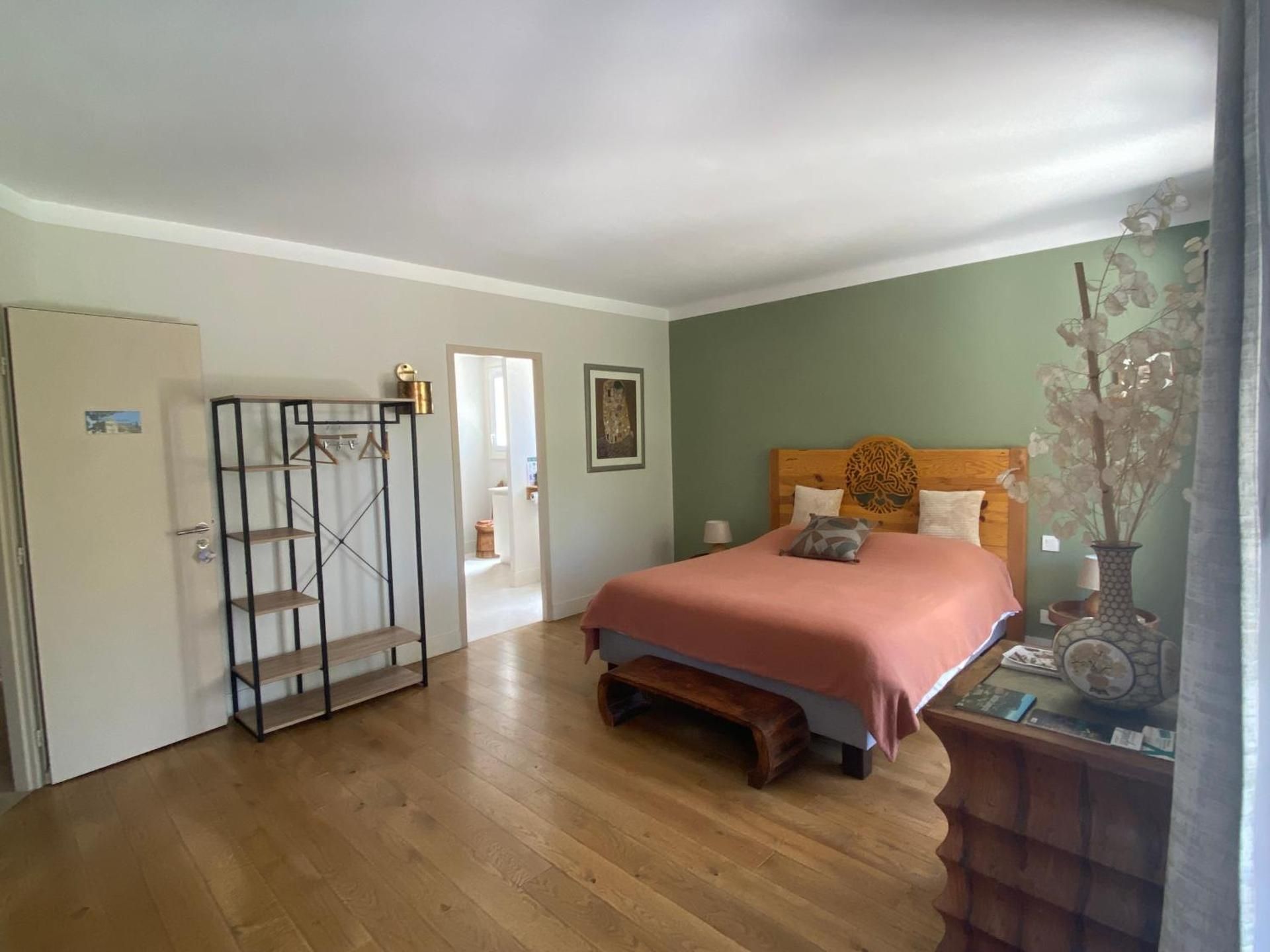 Deluxe Double Room with Bath