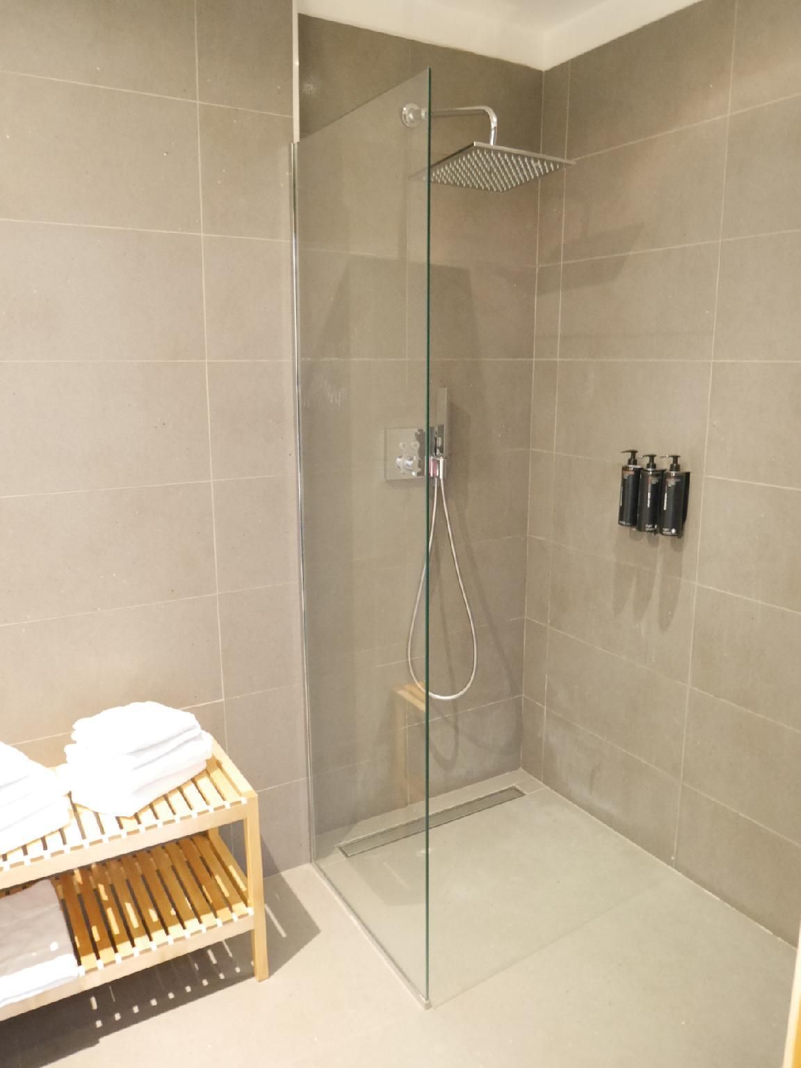 Suite n°2-de Luxe-Appartement-SDB privée avec douche-Vue sur Rue