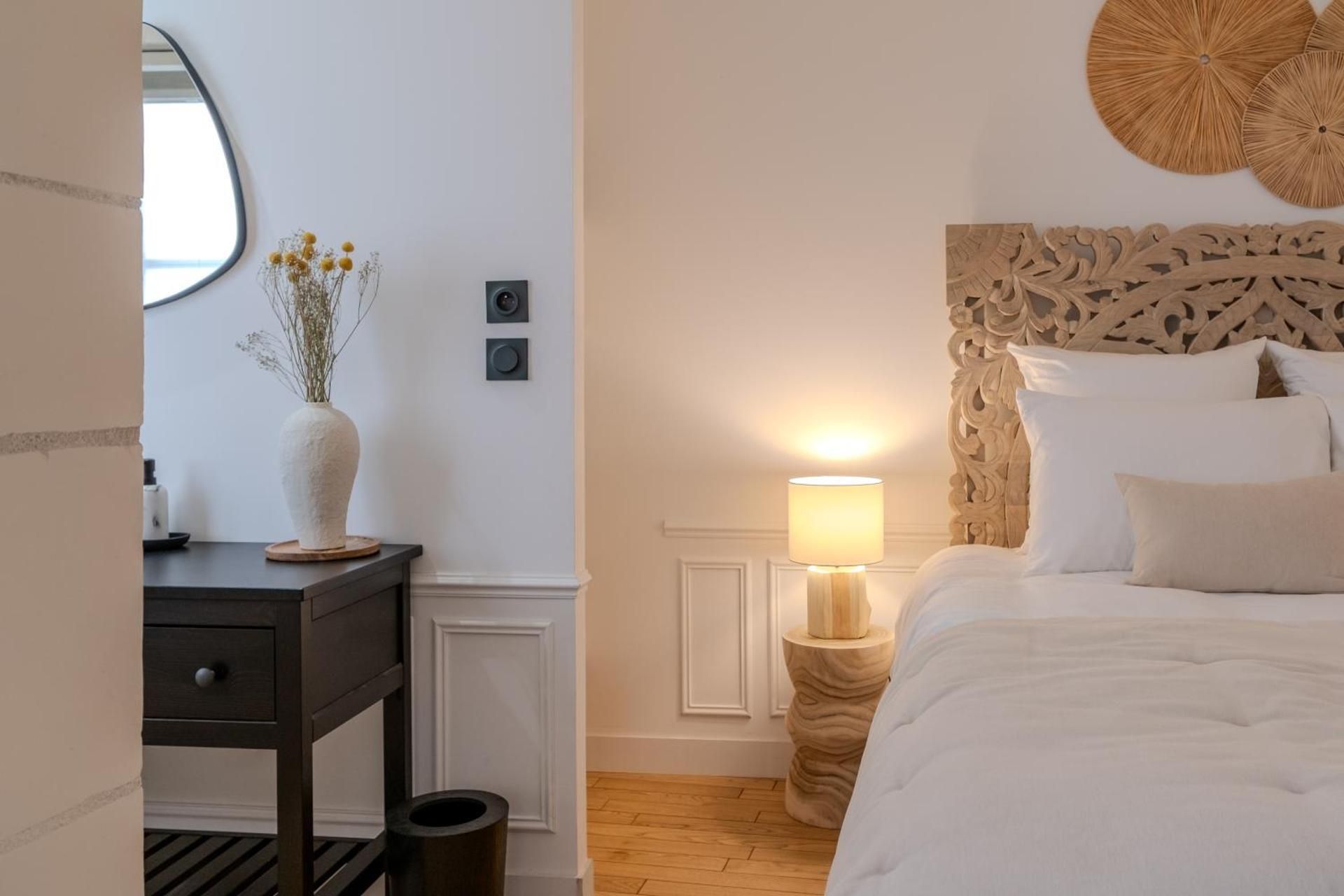 Deluxe Double Room with Shower