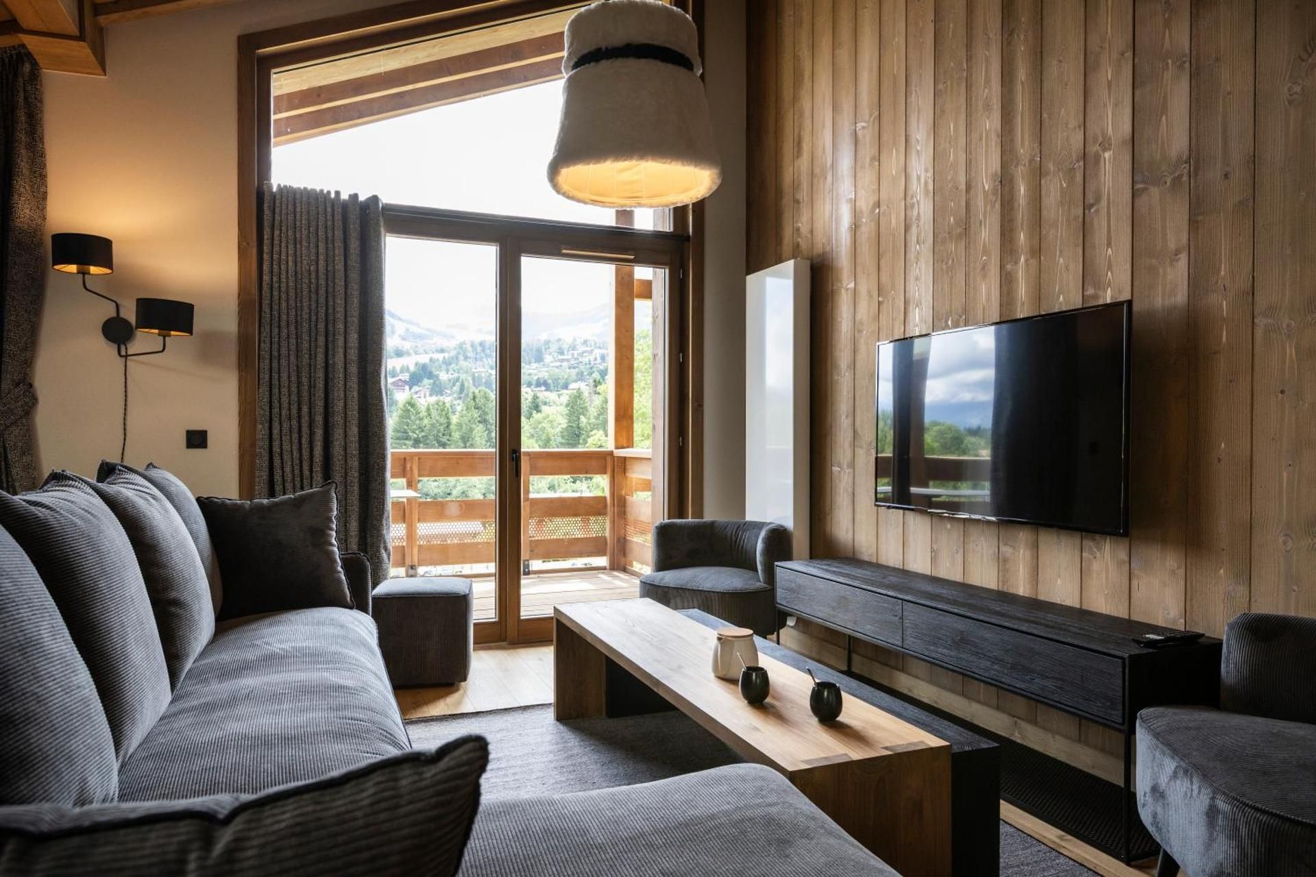 Four-Bedroom Apartment