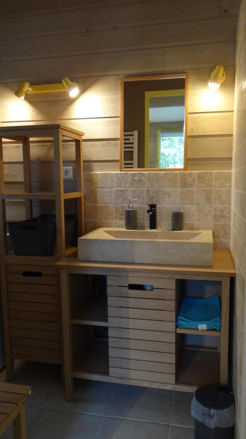 La Pitchounette-Cottage-Apartment-Private Bathroom-Pool View