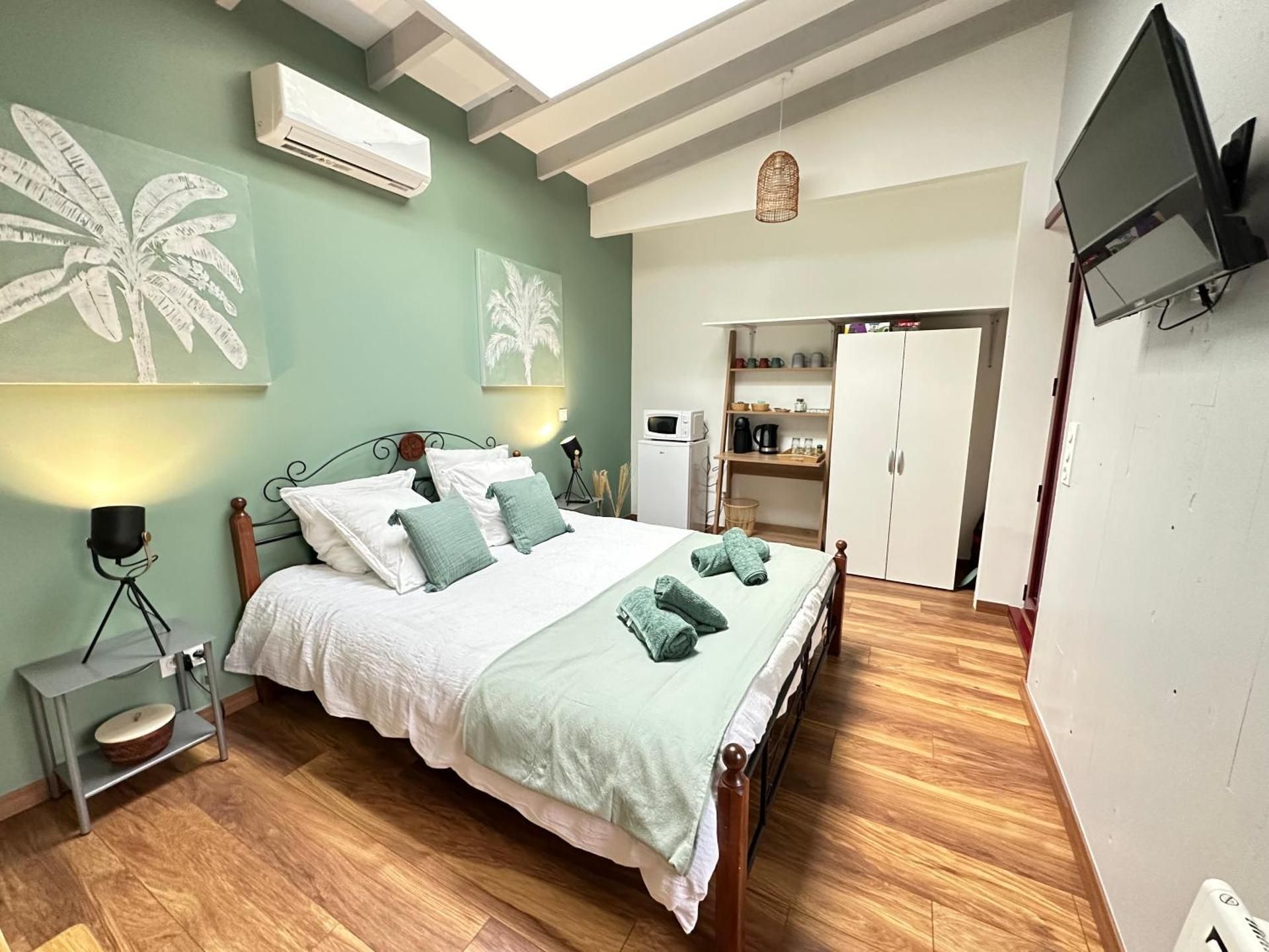 Double Room with Private Bathroom