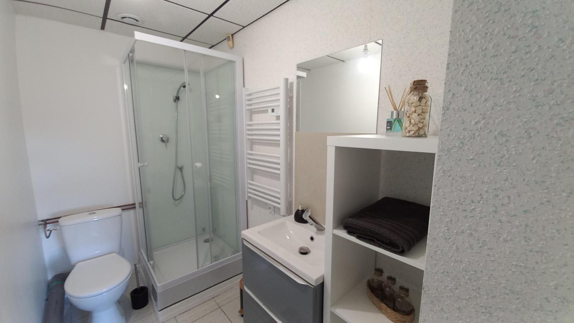 Double Room with Private Bathroom