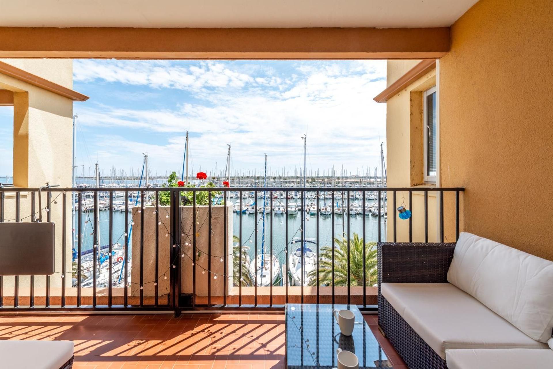 Studio with Sea View