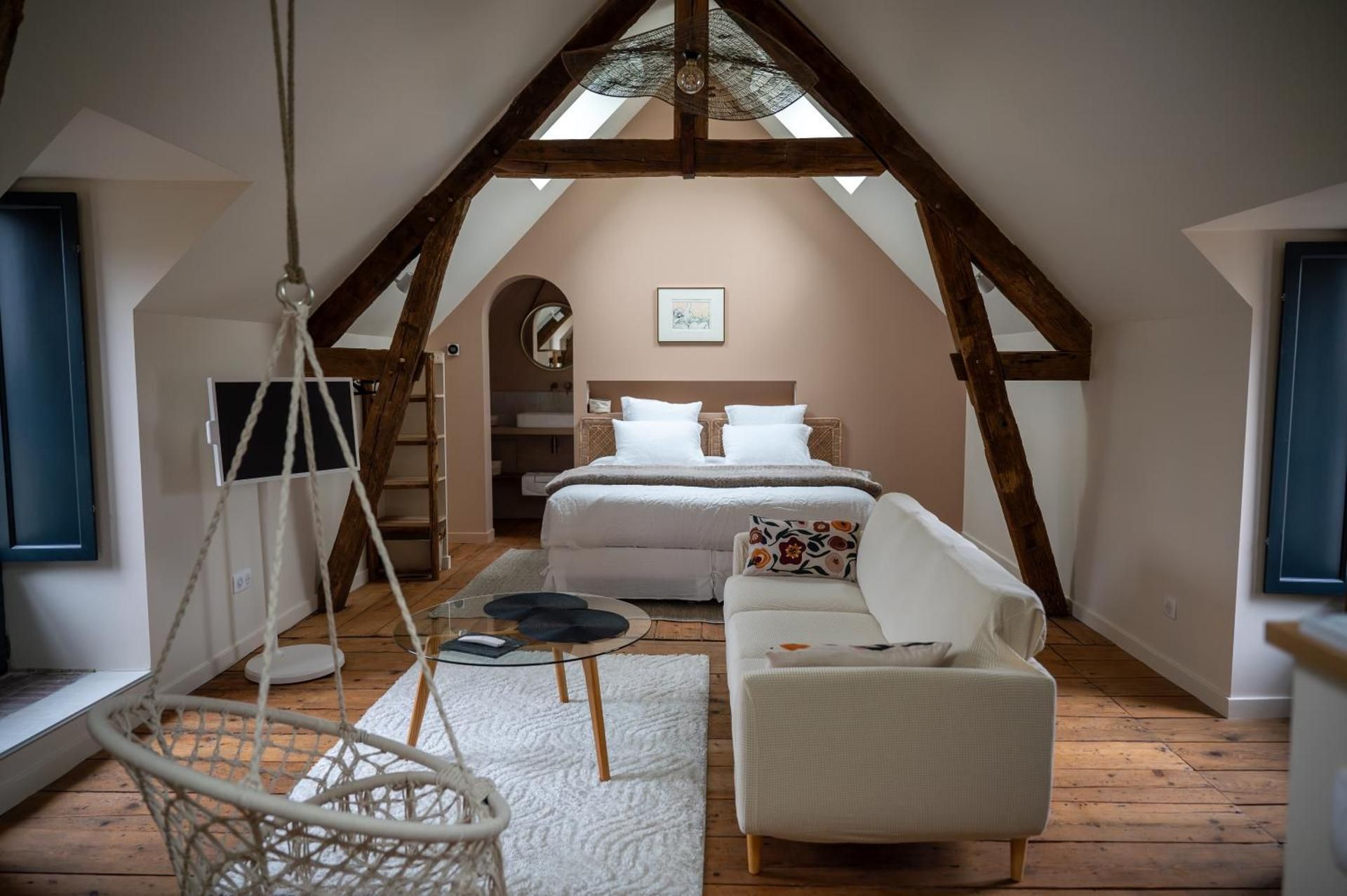 Studio with Spa Bath