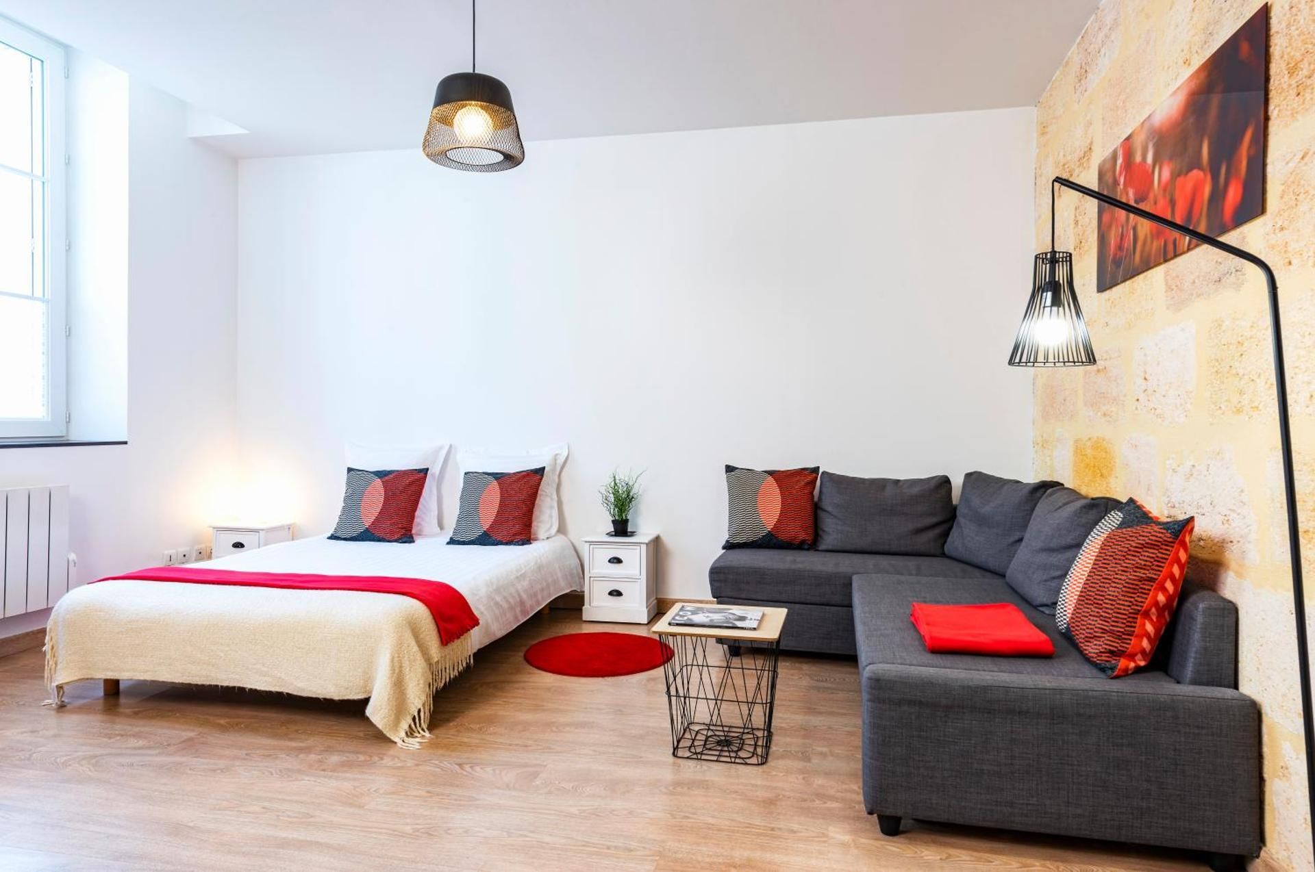 One-Bedroom Apartment