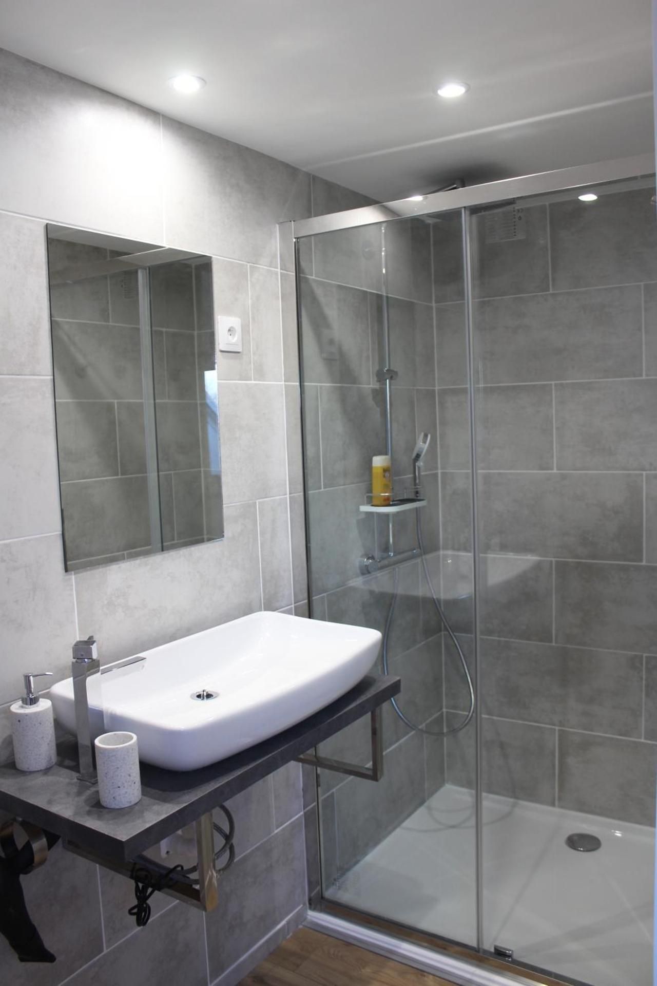Quadruple Room with Bathroom