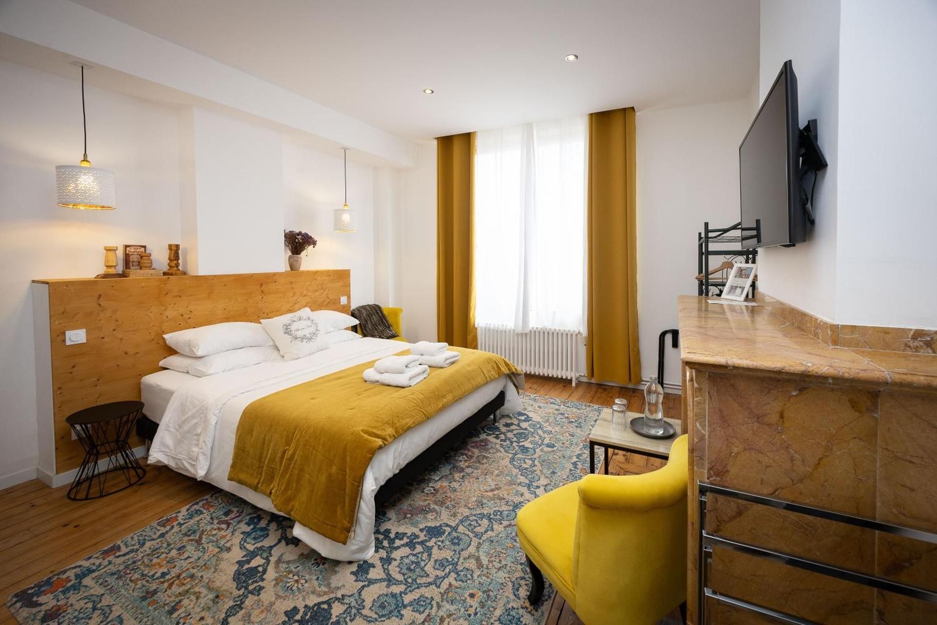 Queen Room