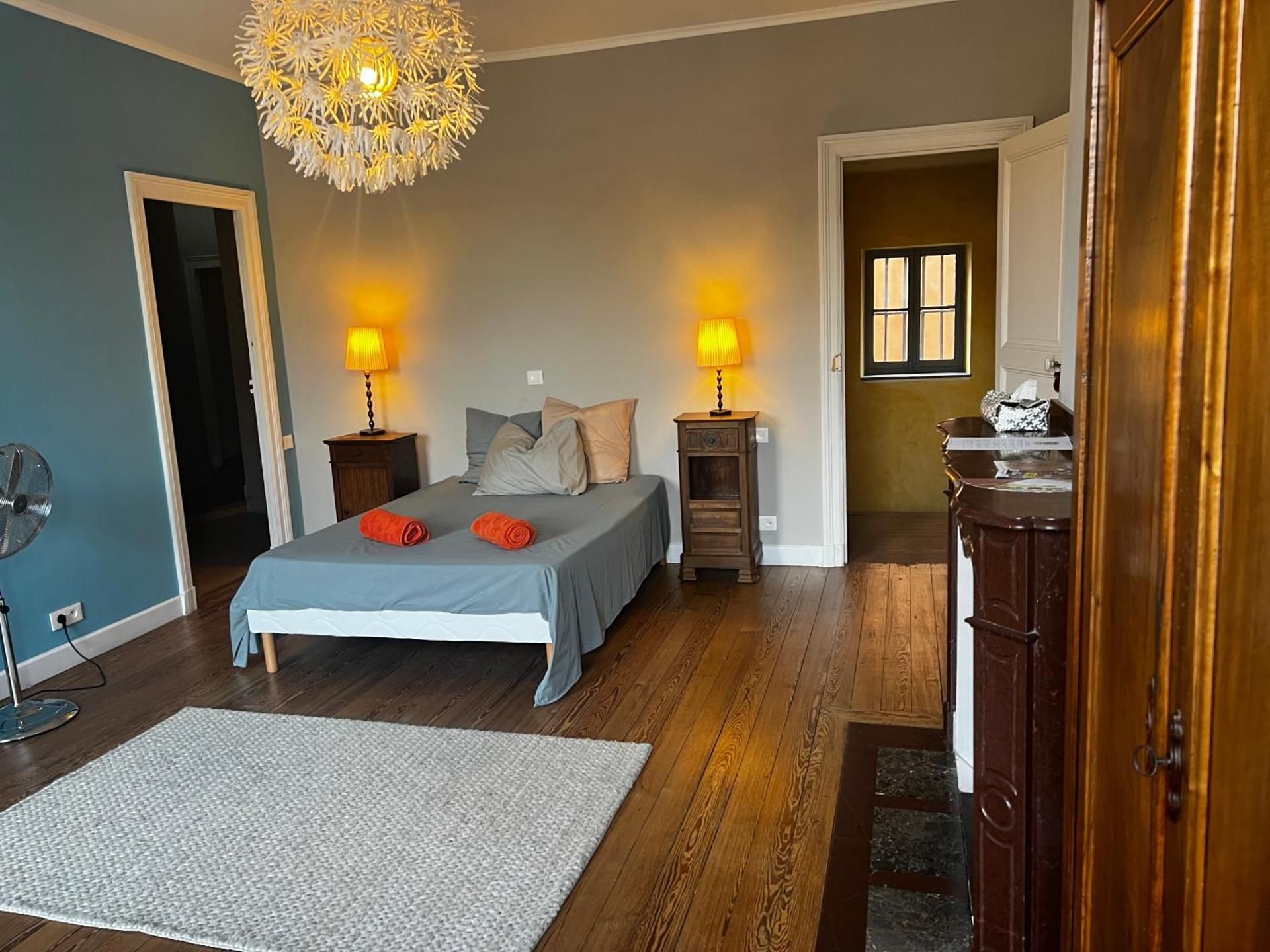 Double Room with Shared Bathroom