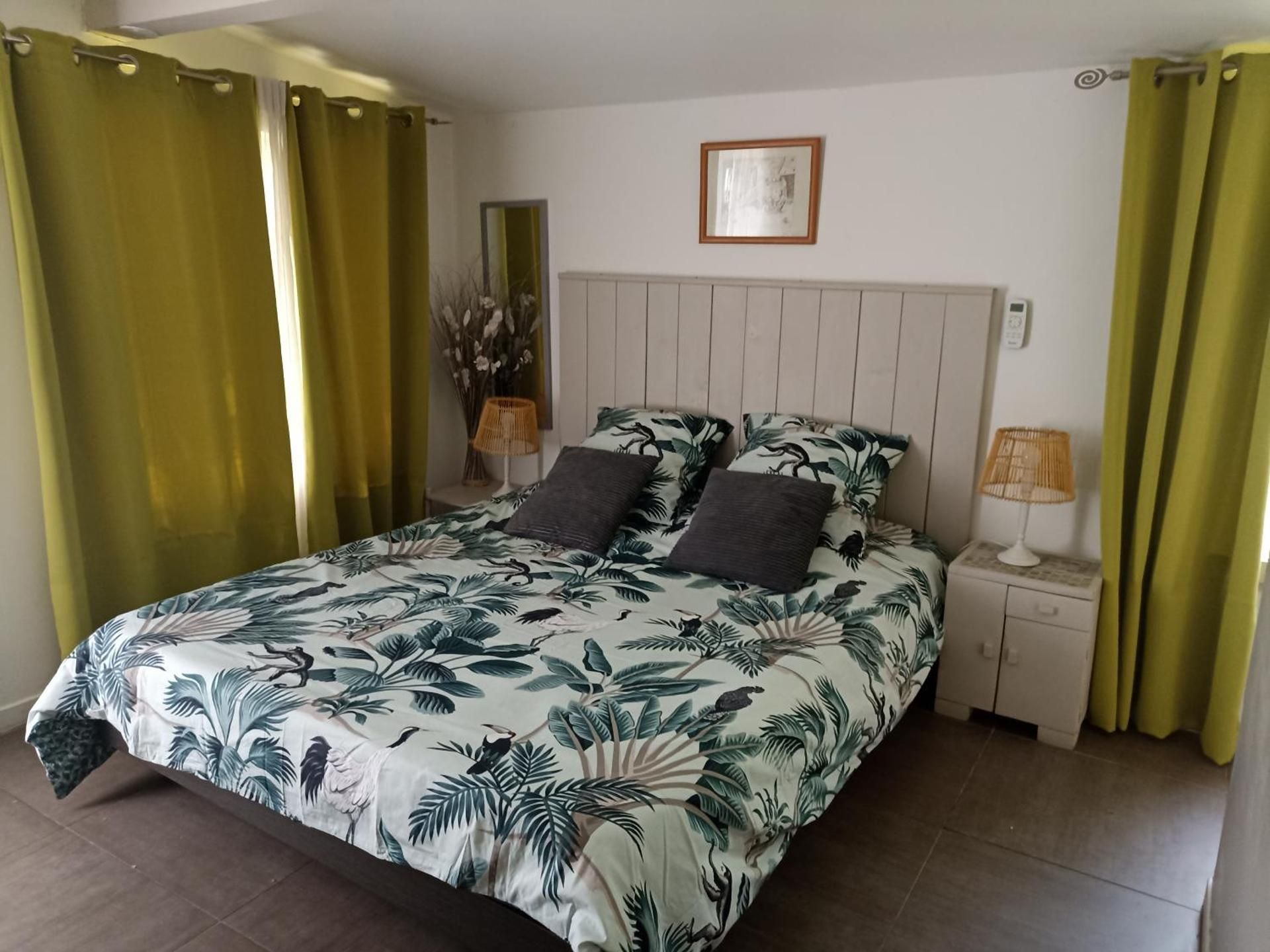 Deluxe Double Room with Bath