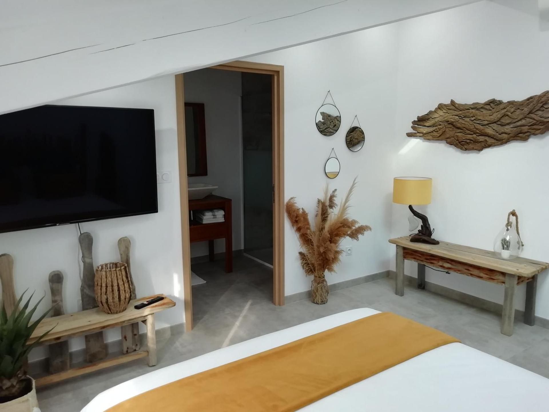 Double Room with Private Bathroom