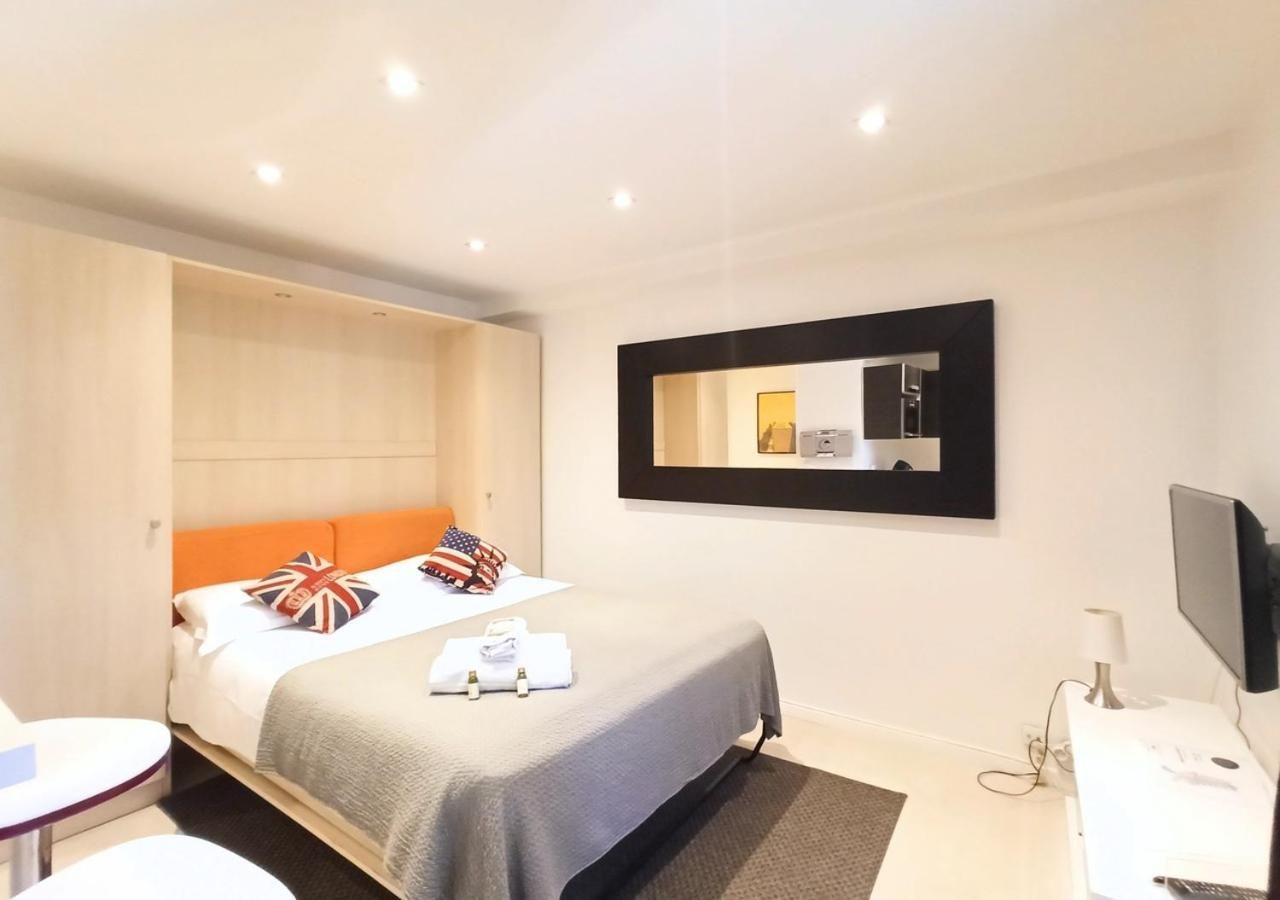 Viva Riviera - 19 rue des Freres Pradignac Studio Apartment