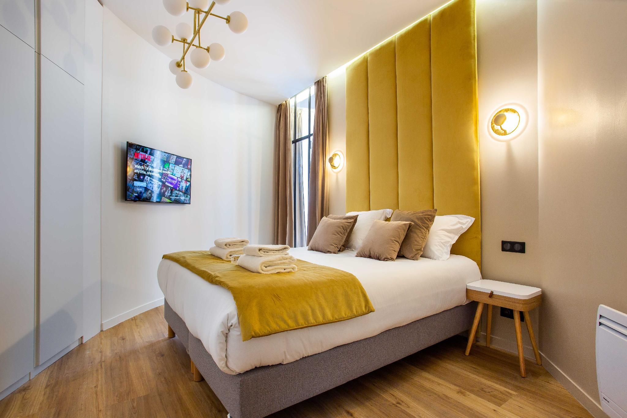 2 Bedroom Deluxe