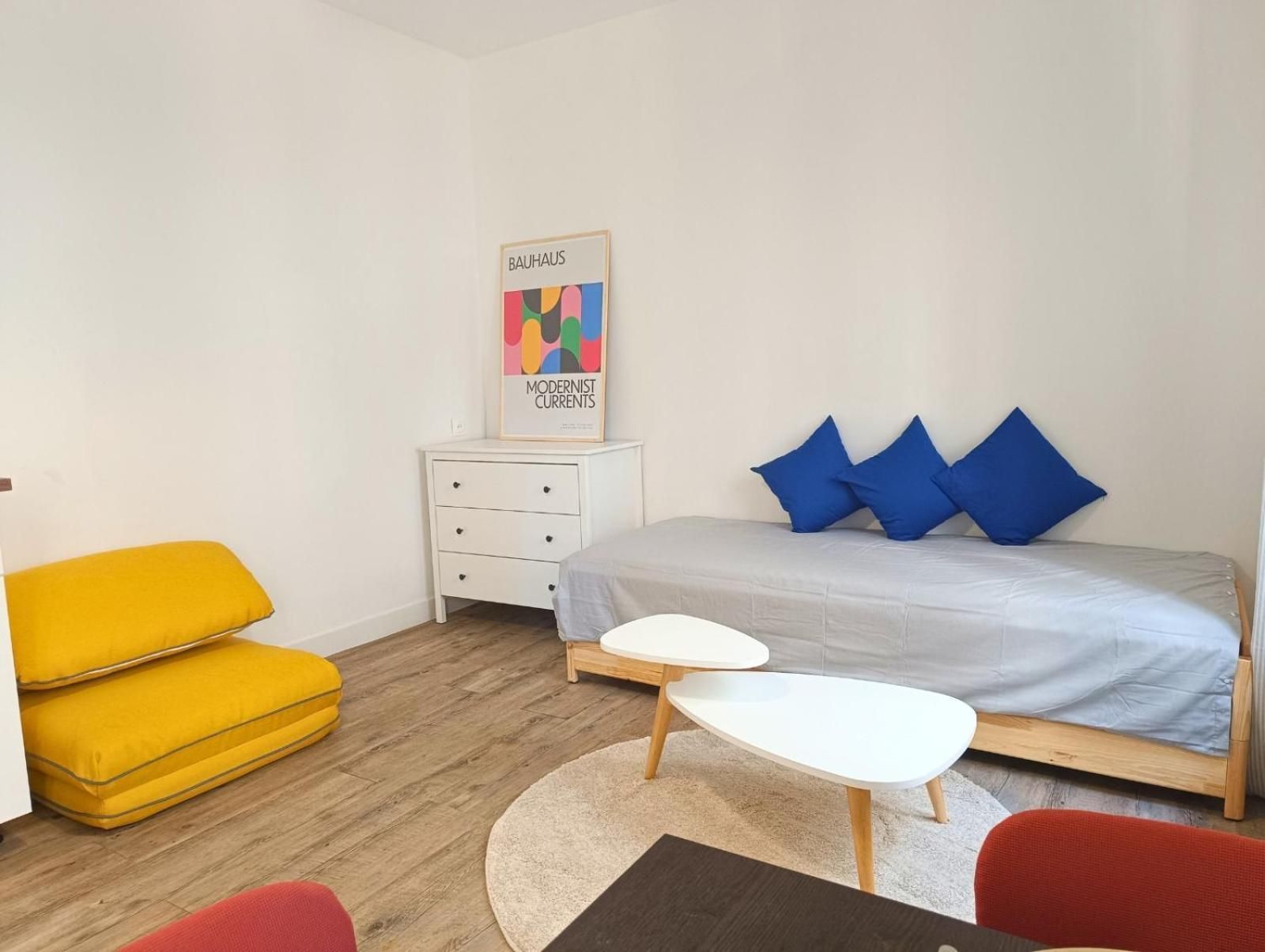 Studio Apartment