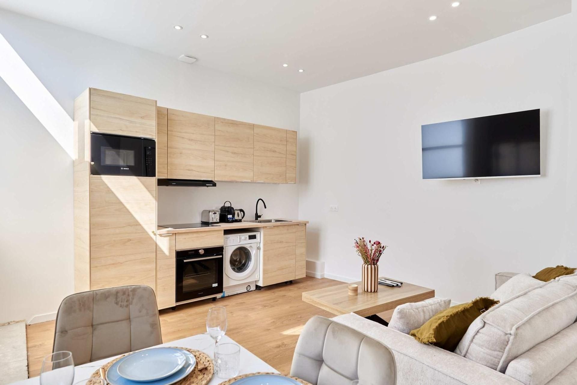 One-Bedroom Apartment