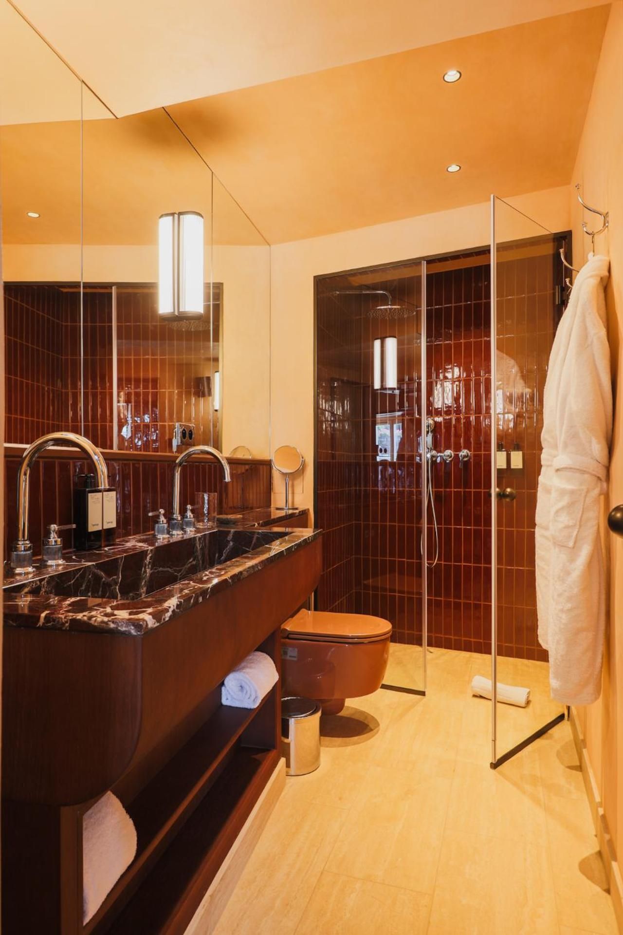Prestige Room