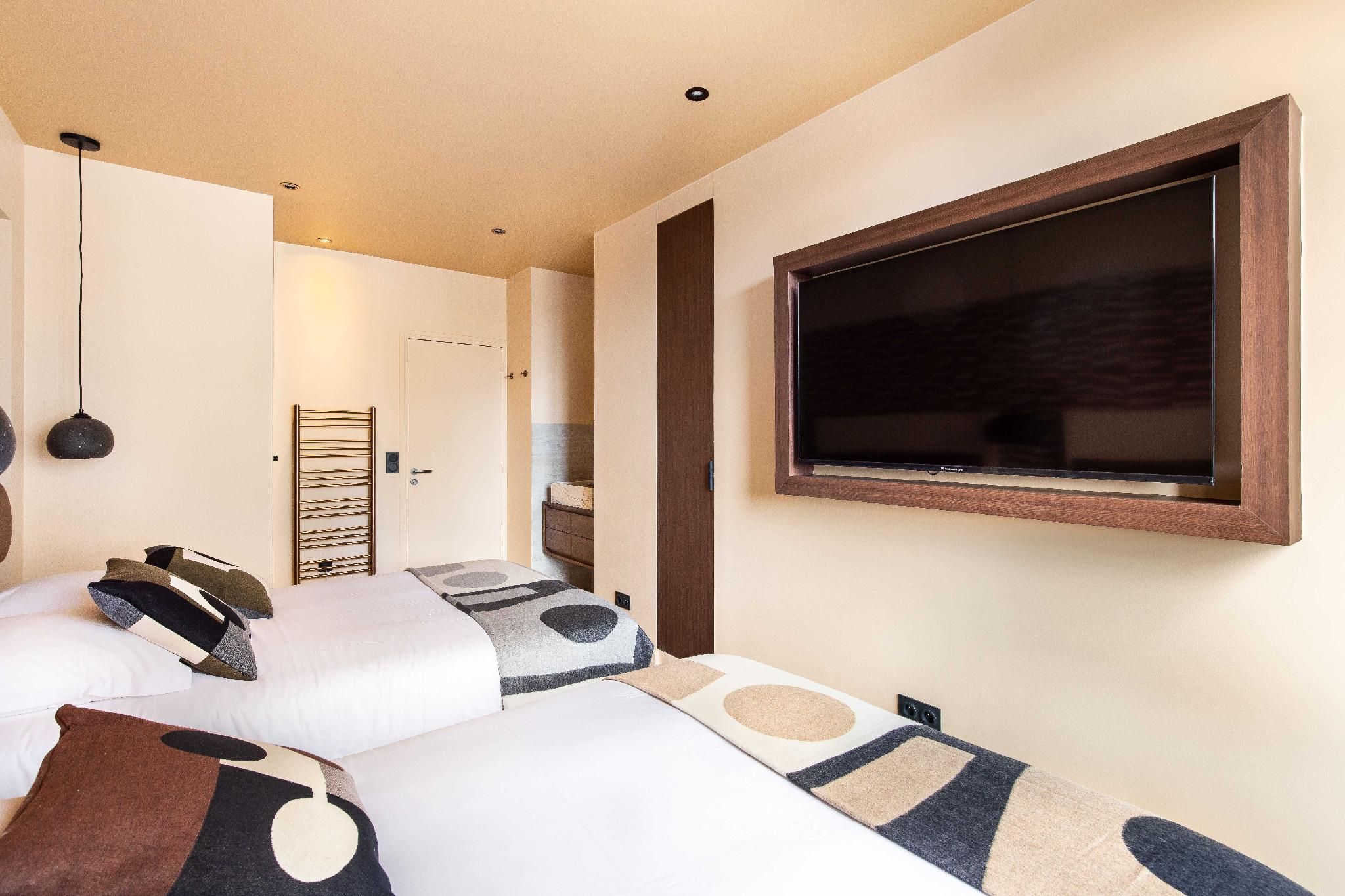 2 Bedroom Deluxe