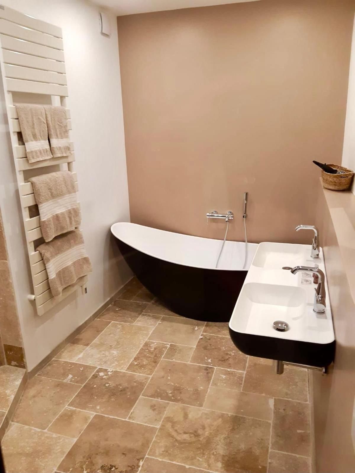 Deluxe Double Room with Bath