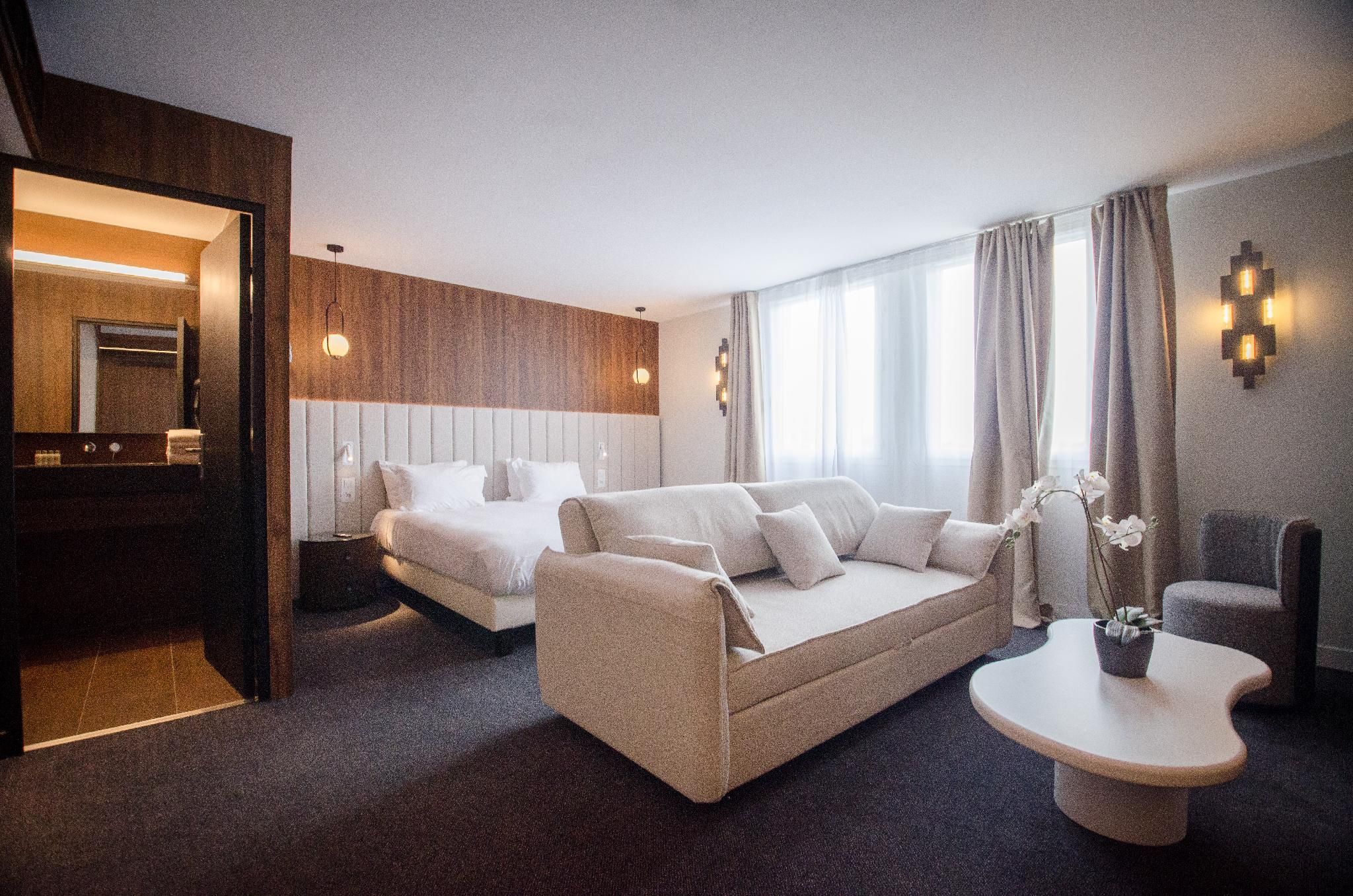 Suite - 1 Queen Bed
