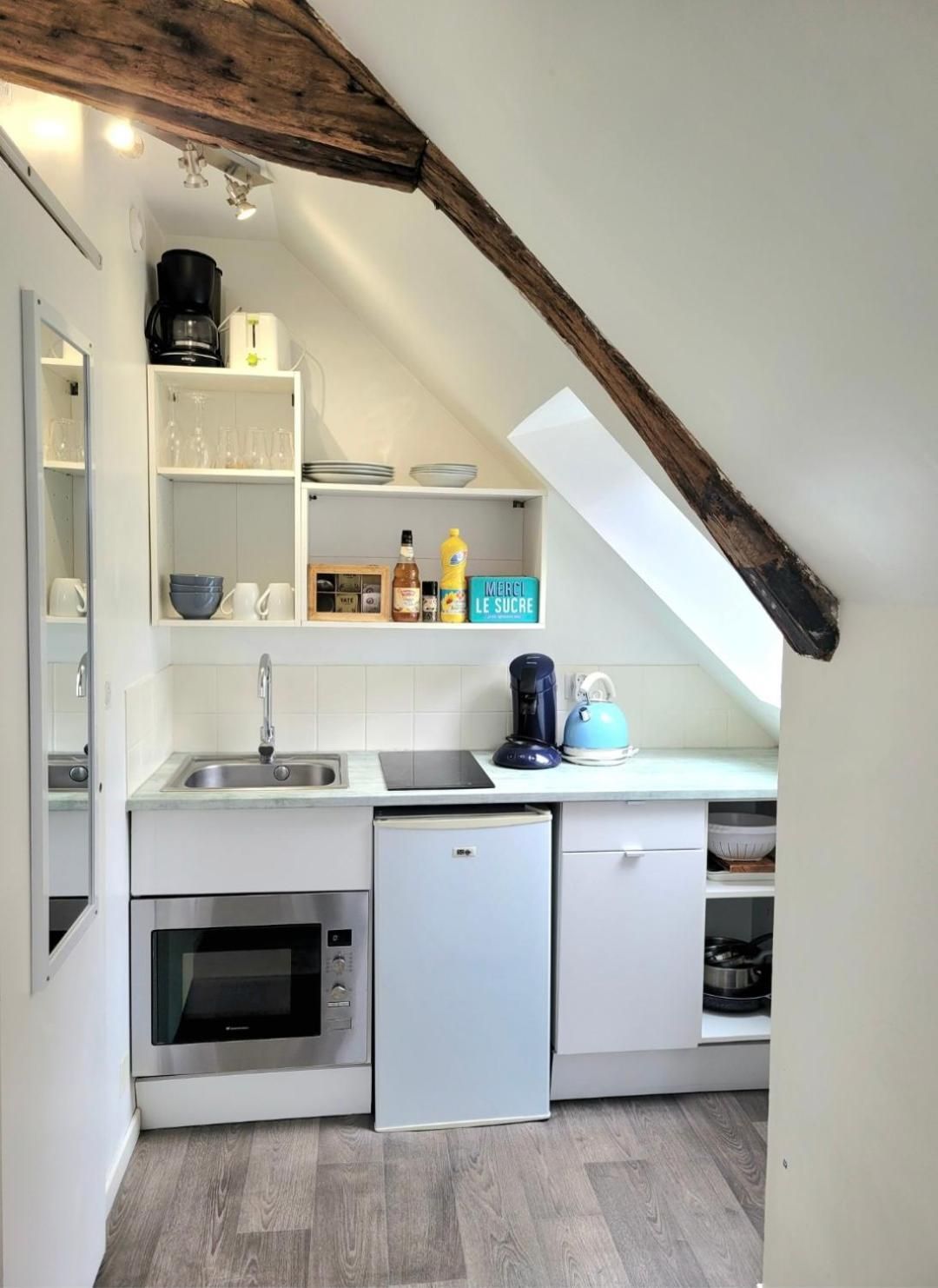 Studio Apartment