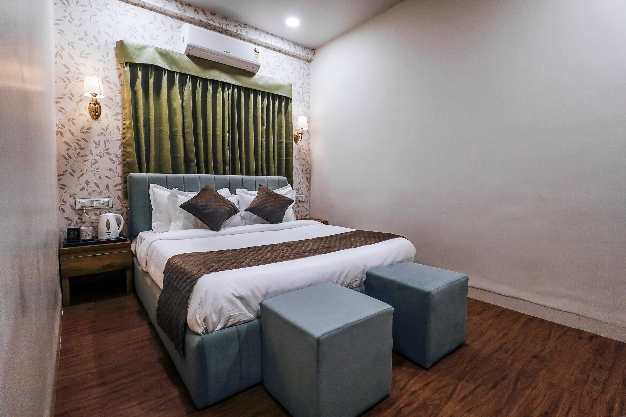 Hotel Asilo Prime Asilo Luxury Room