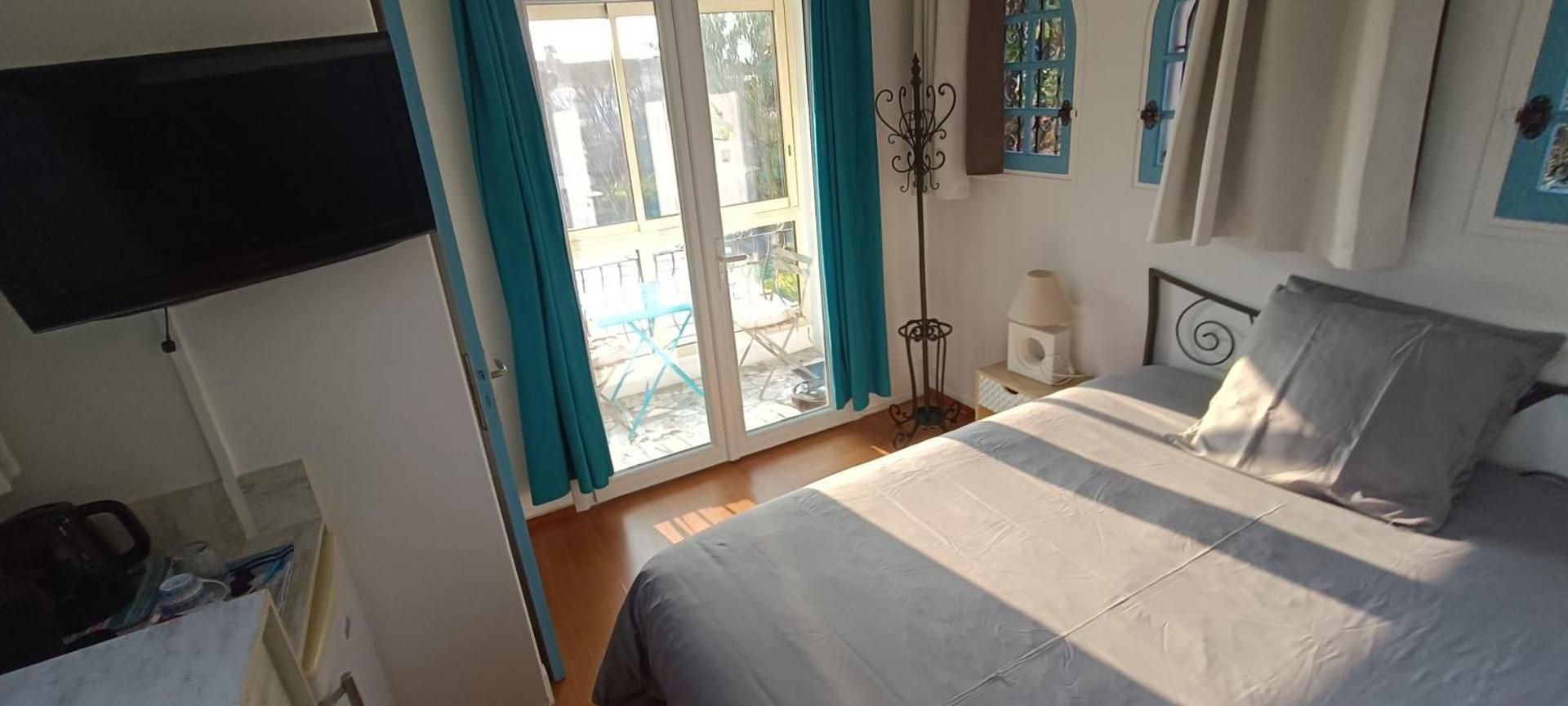 King Room with Garden View