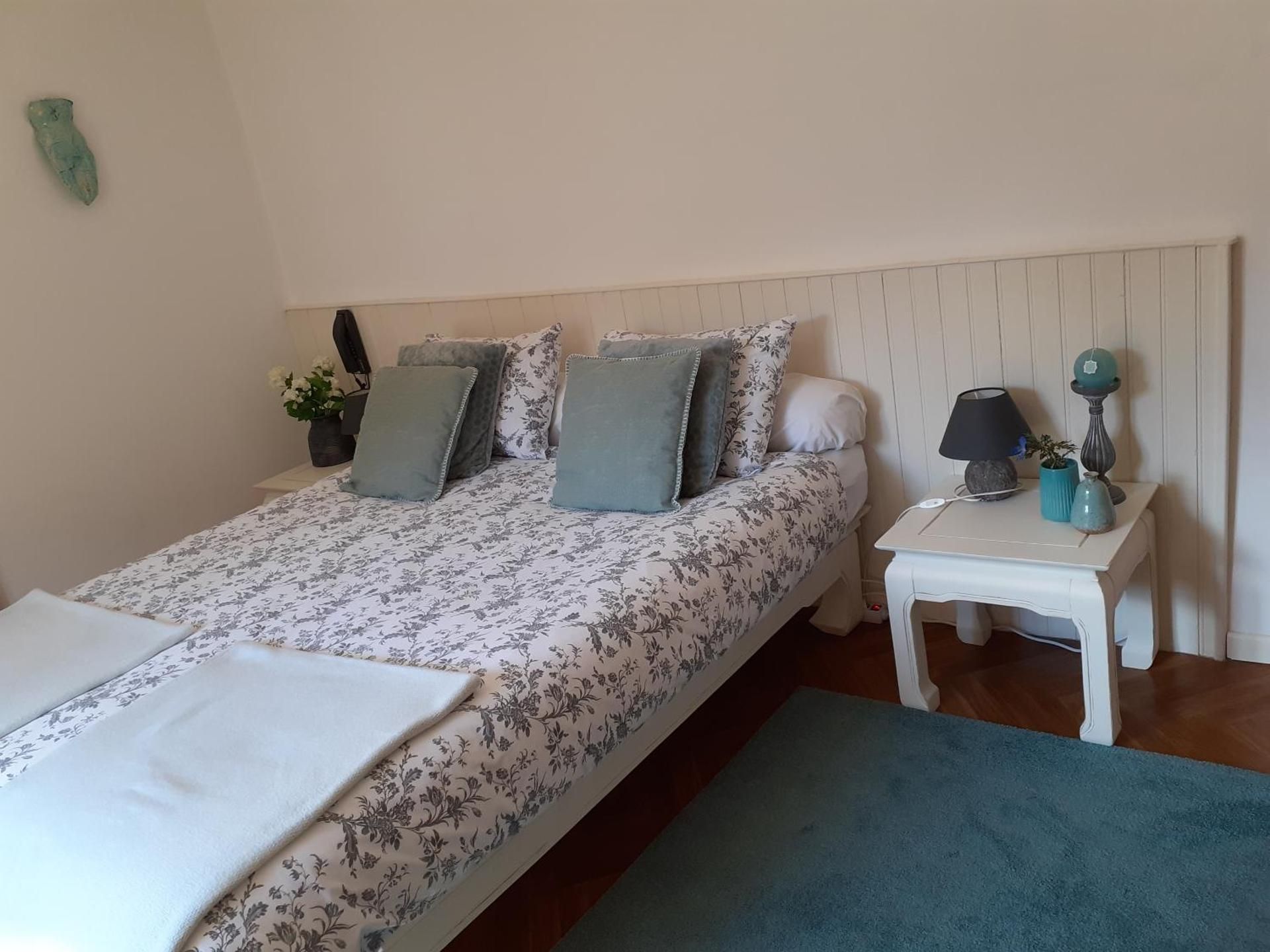 King Room with Mountain View