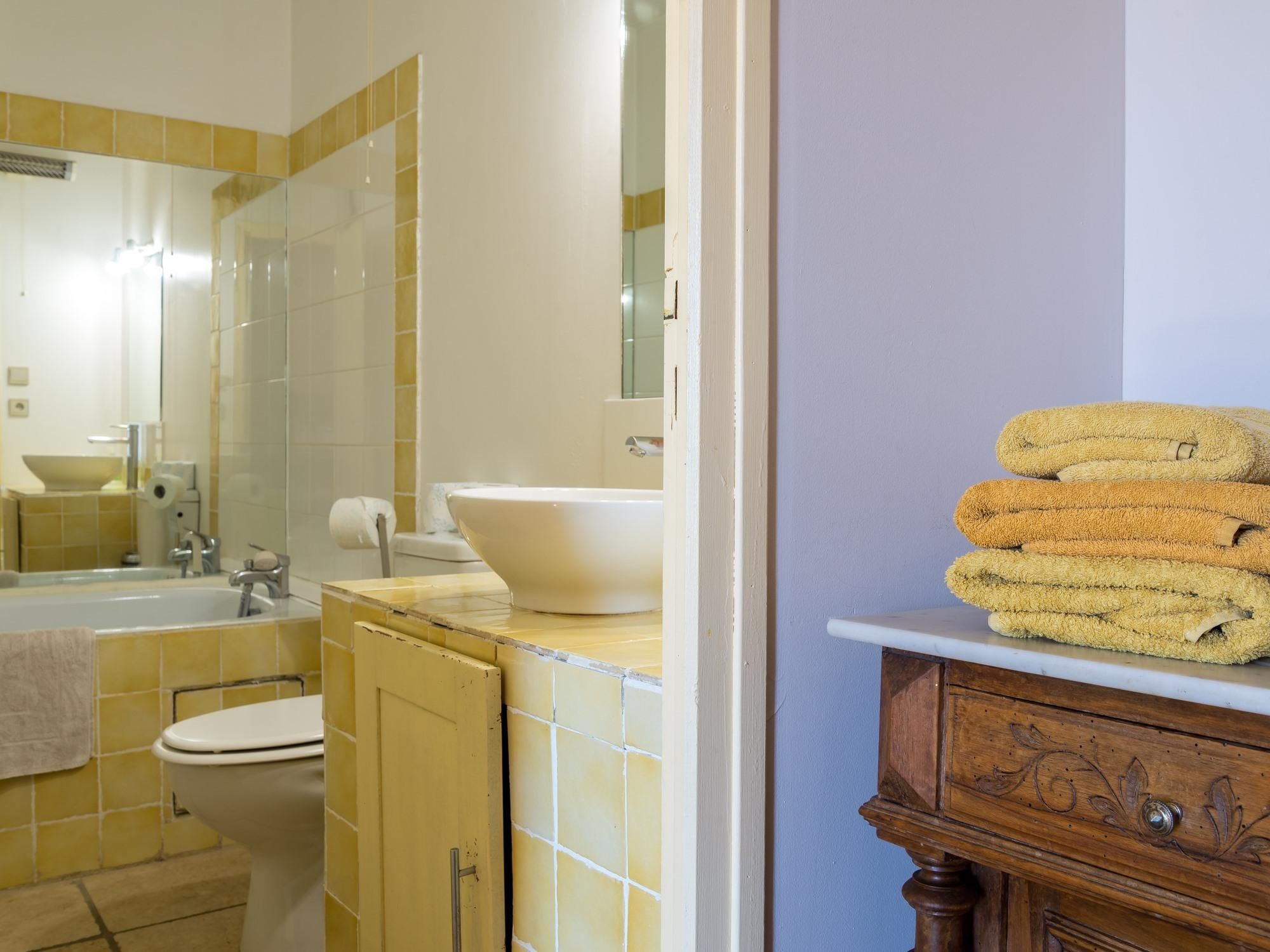La chambre jaune-Double-Prestige-Salle de bain privée séparée-Vue sur Montagne