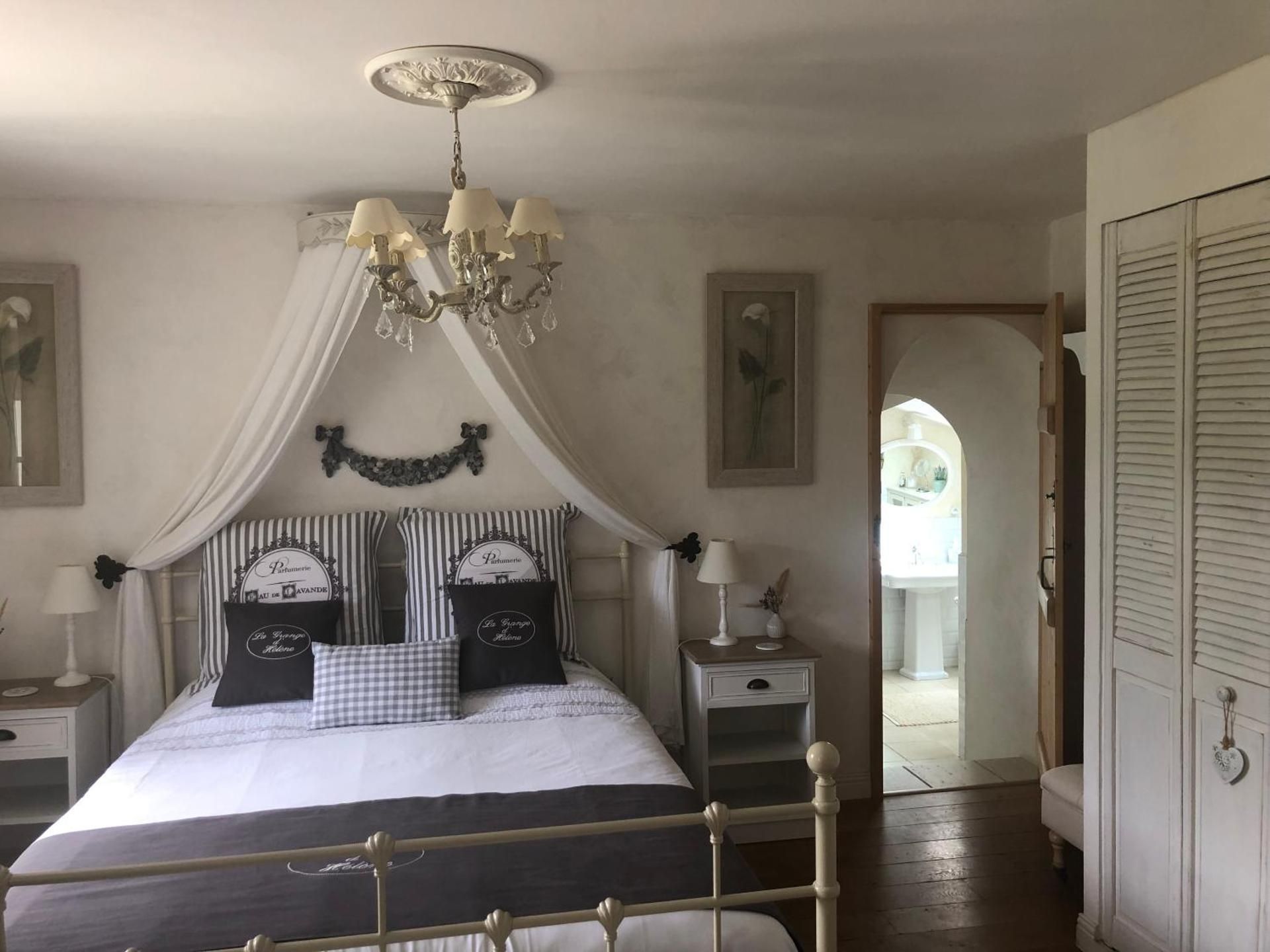 Deluxe Double Room with Bath