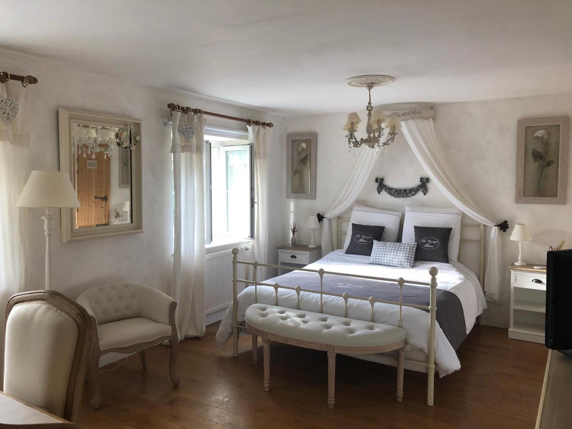 Deluxe Double Room with Bath