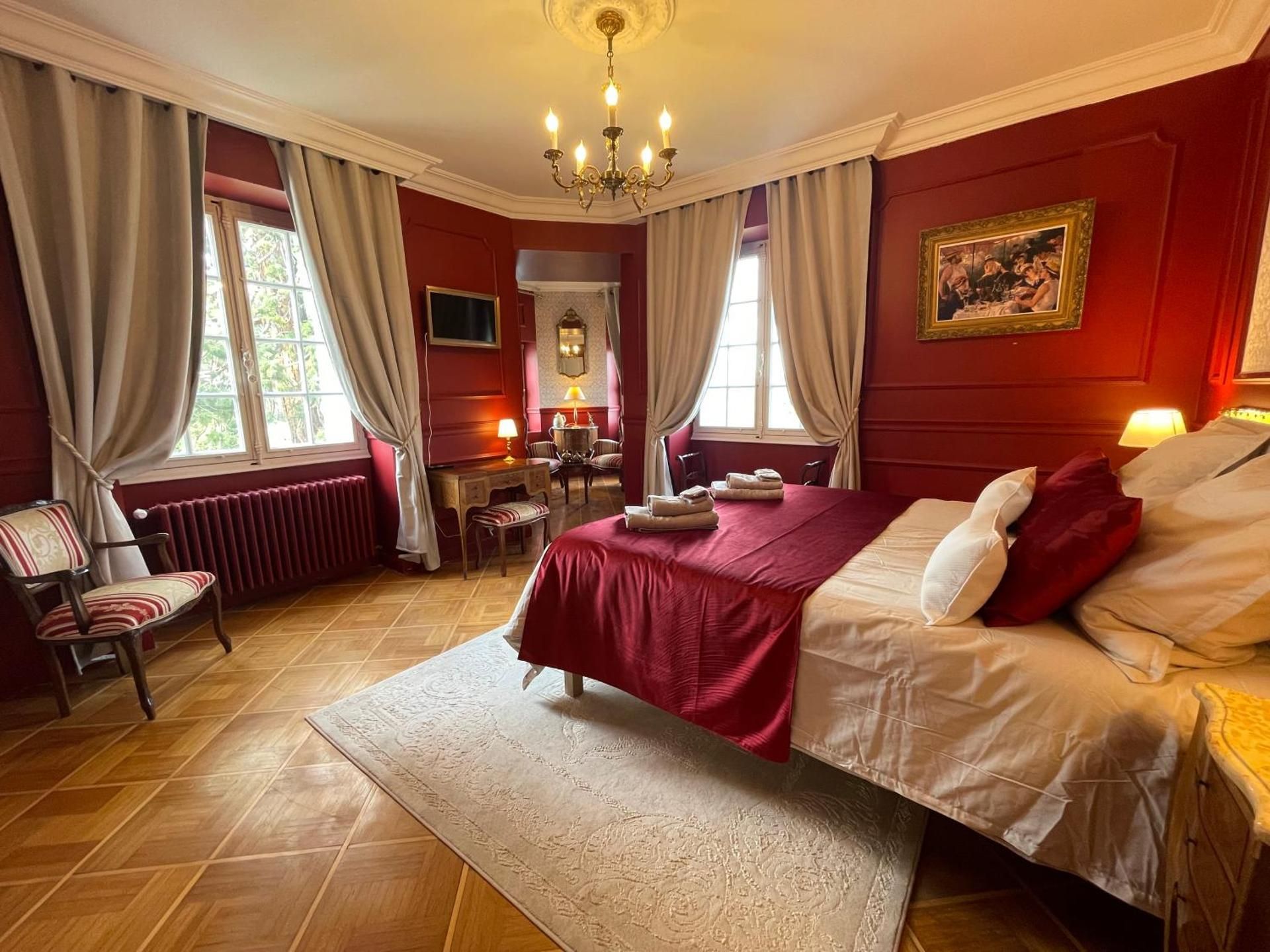 Deluxe Double Room with Bath