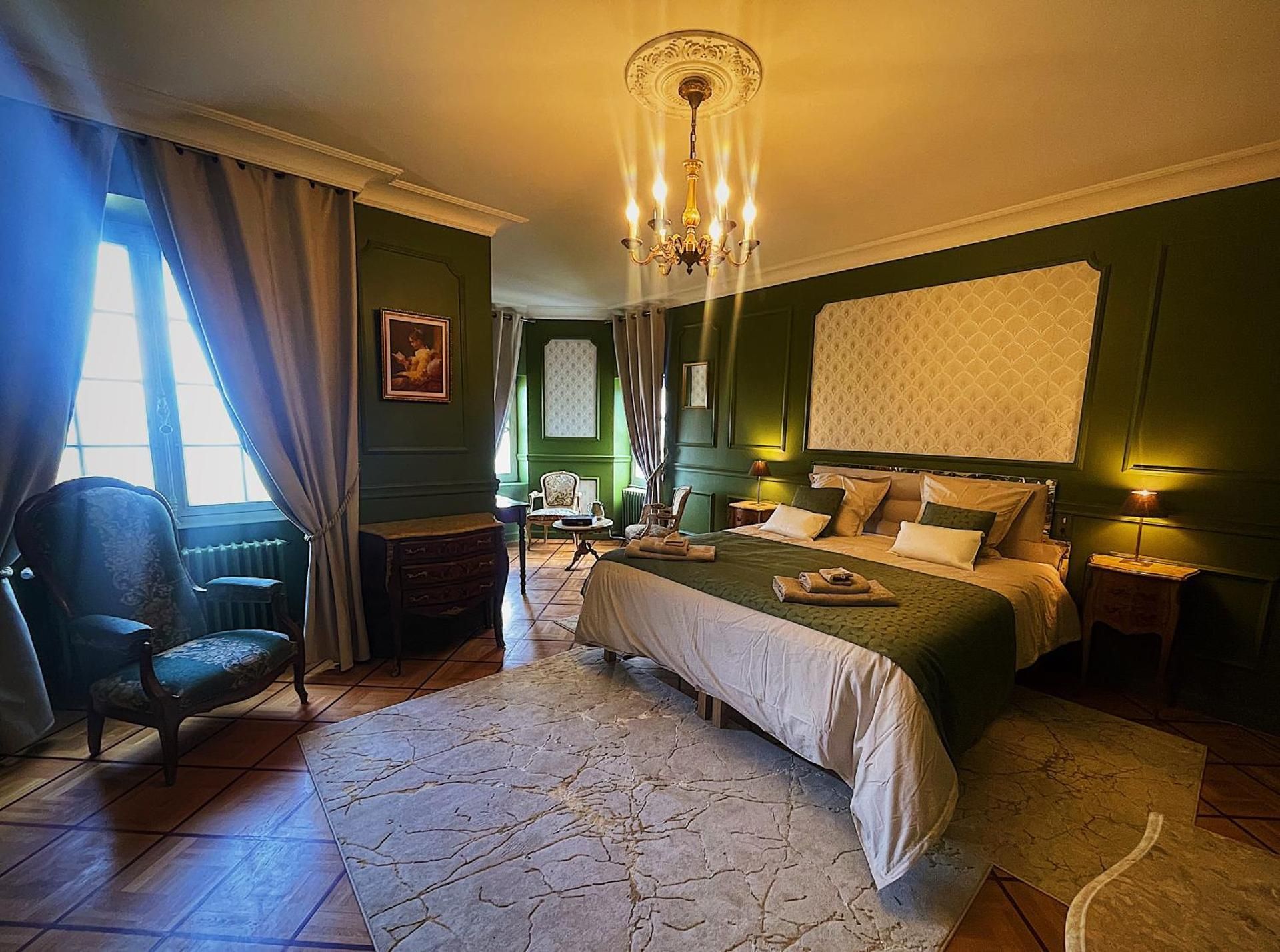 Double Room with Mountain View