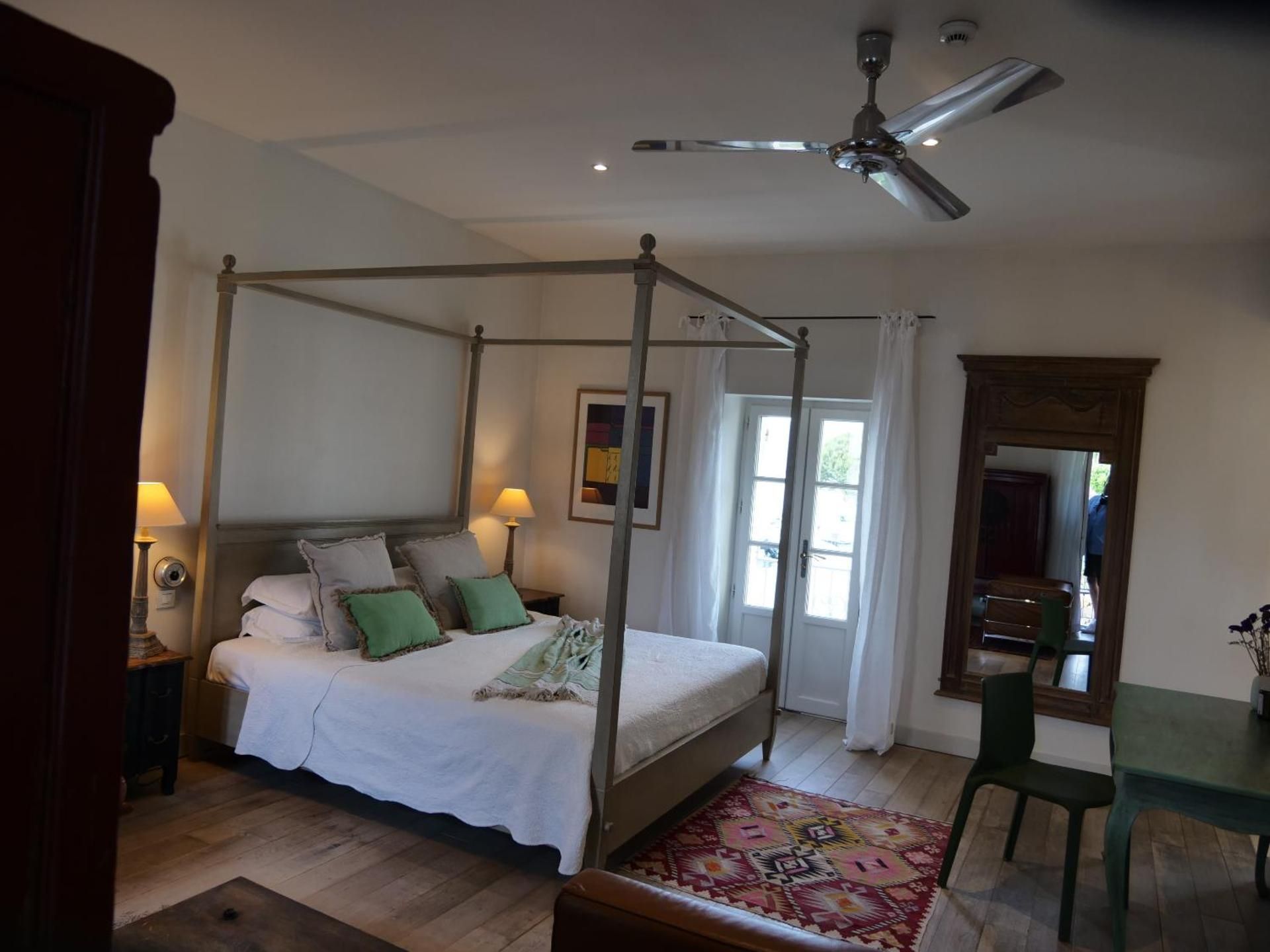 Deluxe Triple Room with Sea View