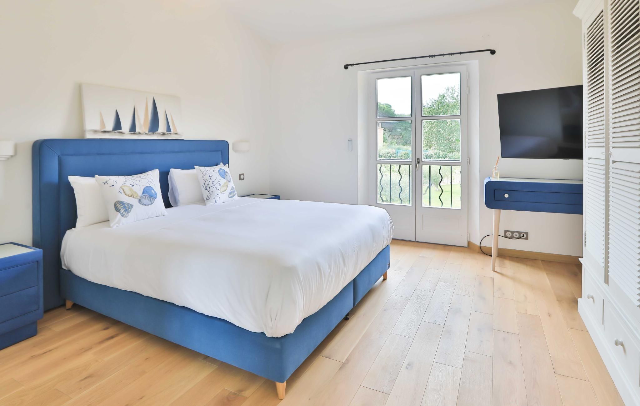 Deluxe Villa