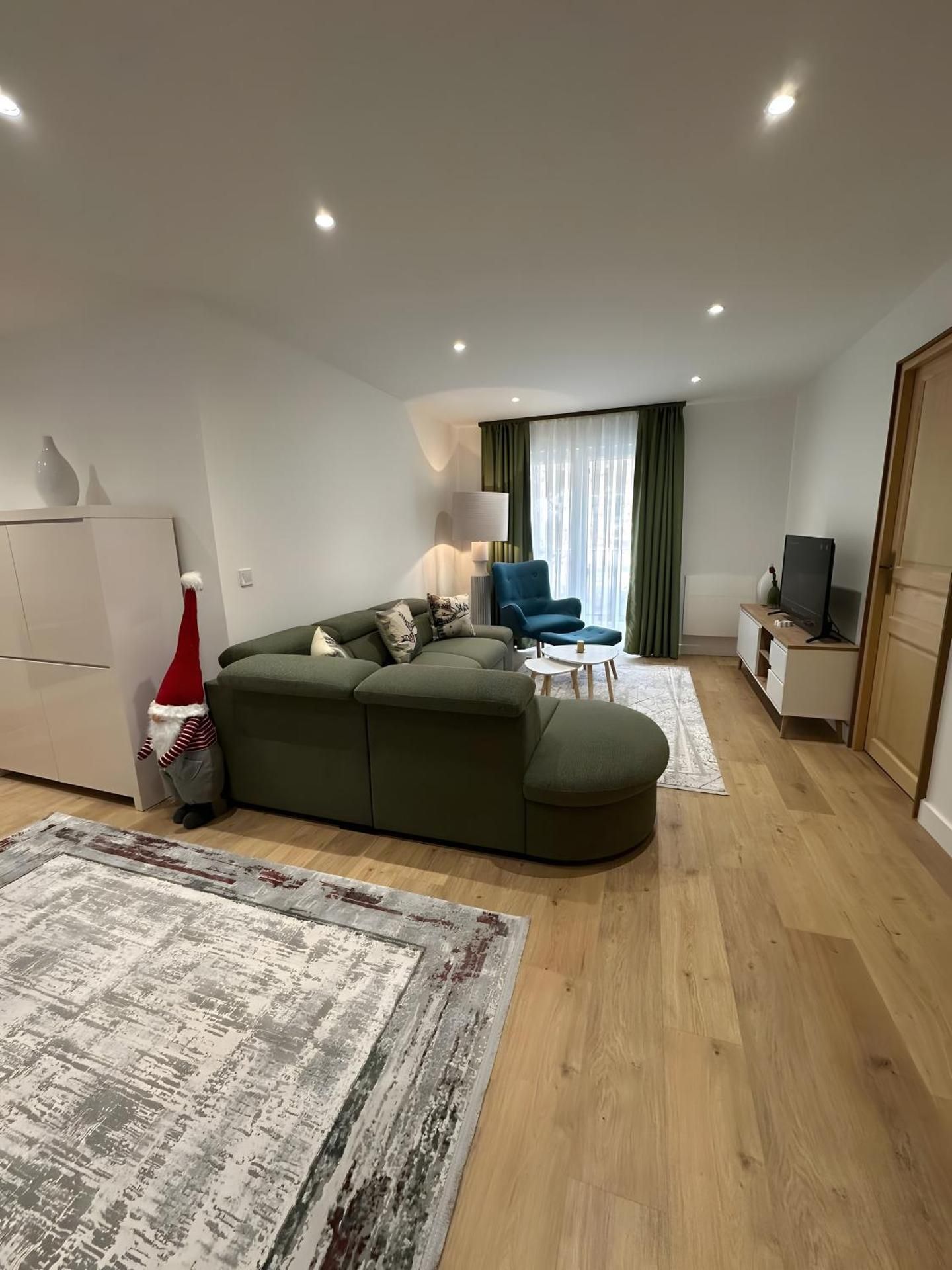 Three-Bedroom Premium Apartment with Balcony