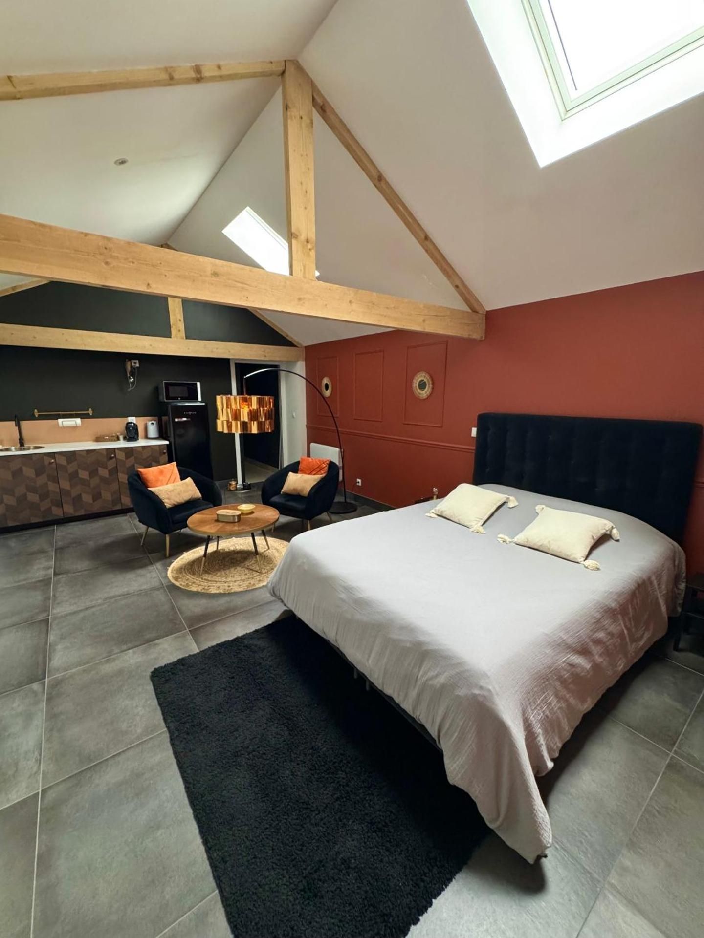 King Room with Spa Bath