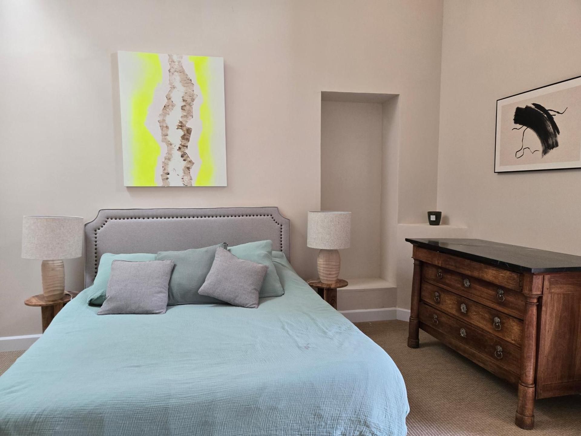 Queen Room with Garden View