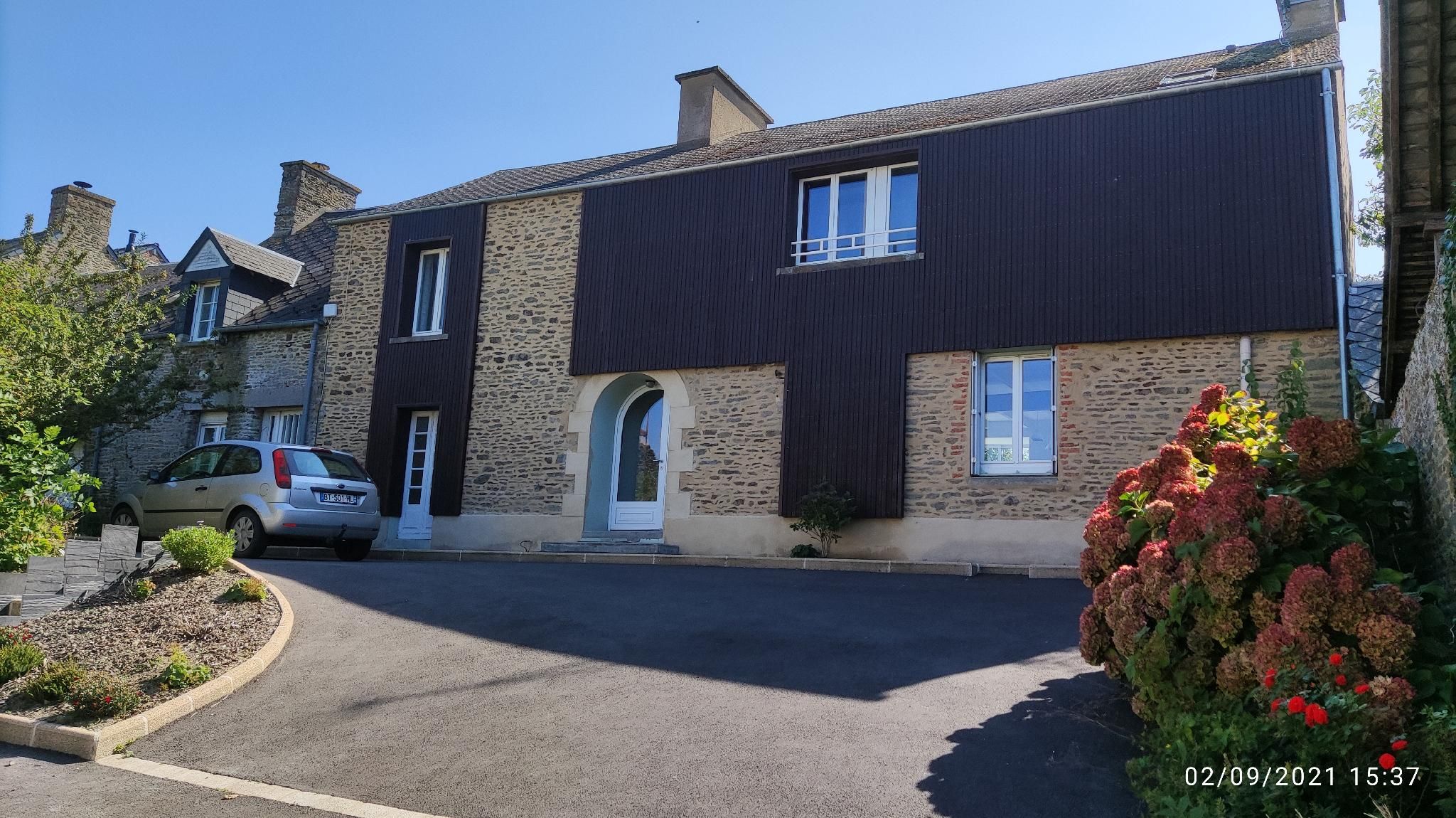 Le Petit Moulin Rouge