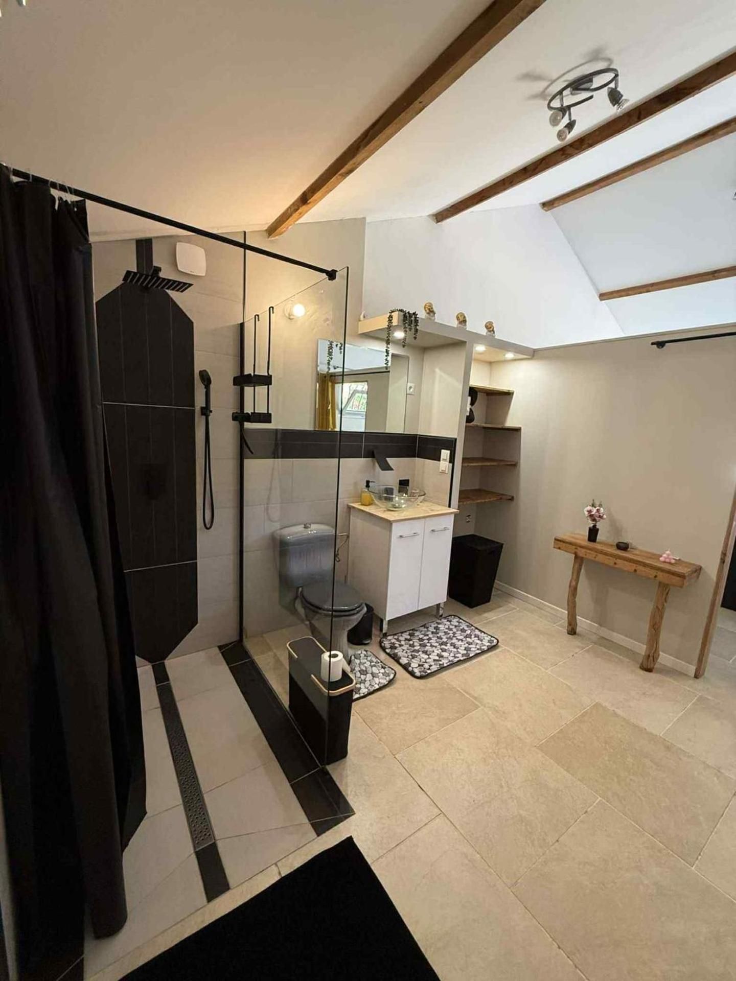 Double Room with Private Bathroom