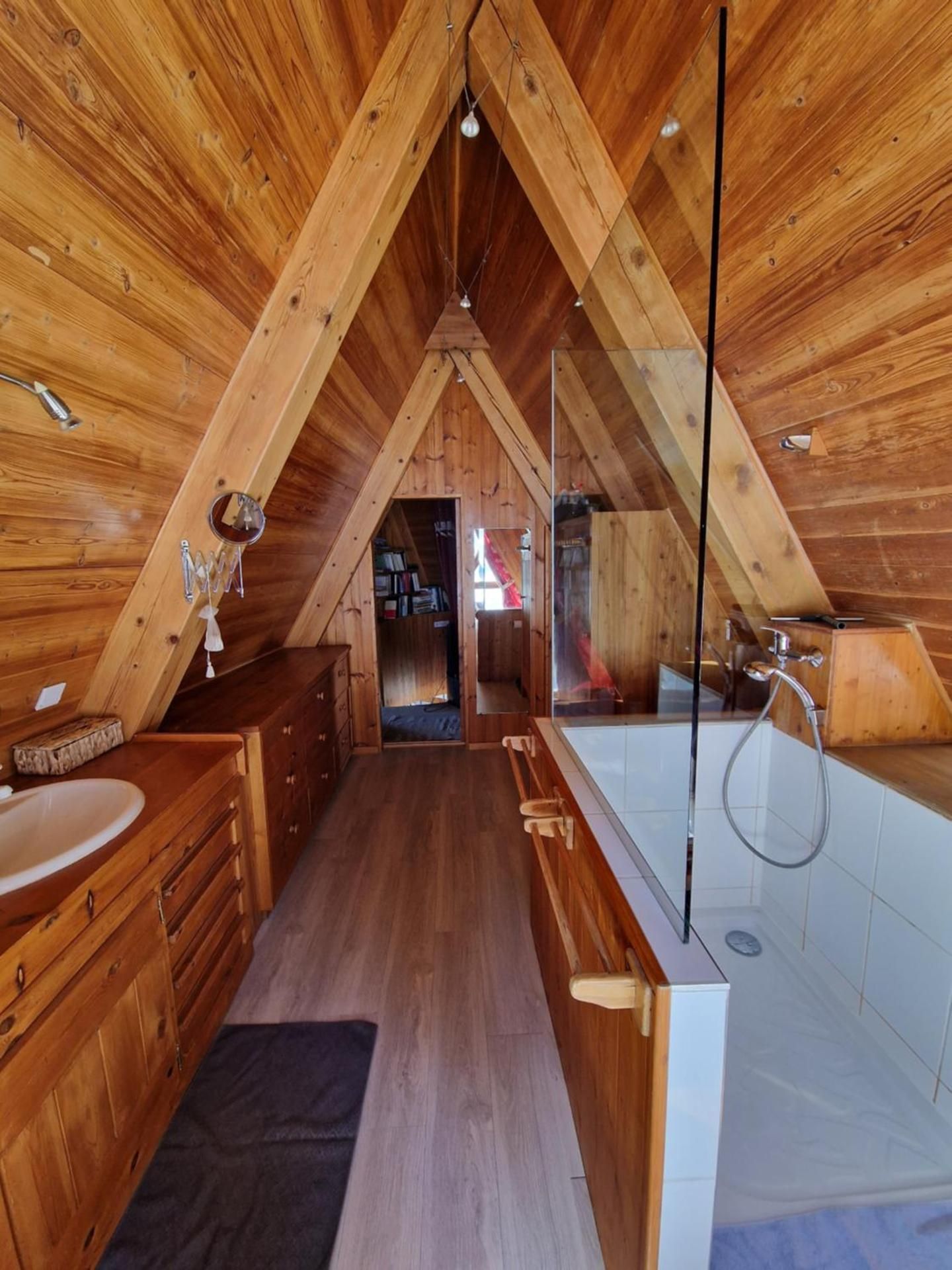 Suite with Mountain View