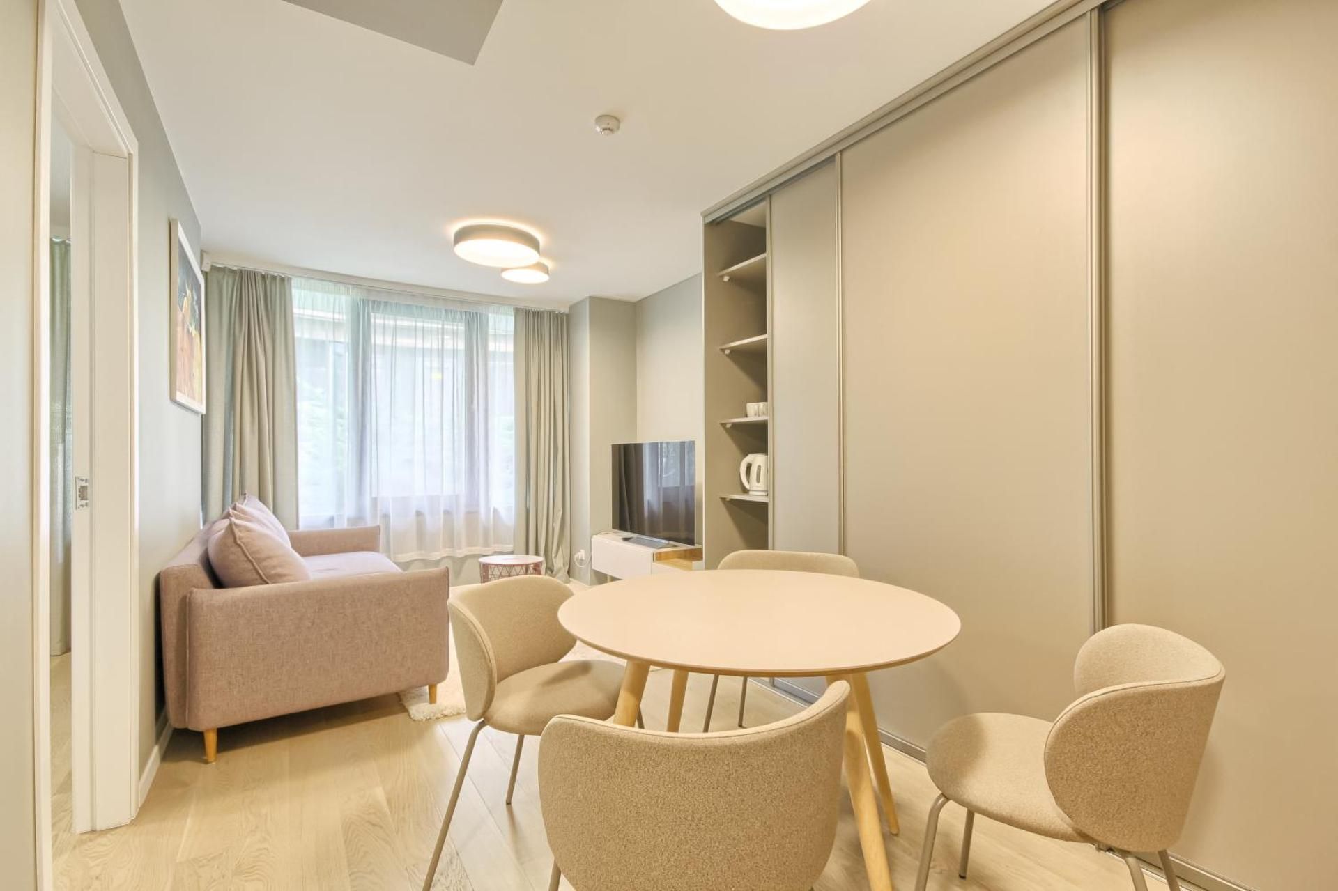 Studio Apartment