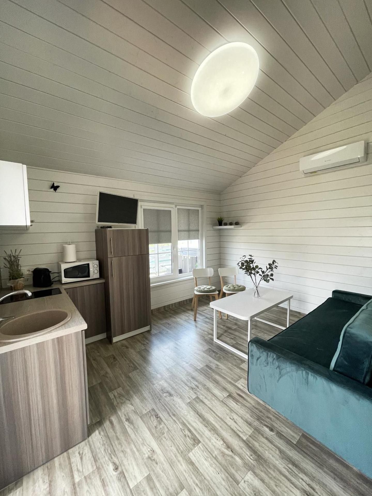 Suite with Hot Tub