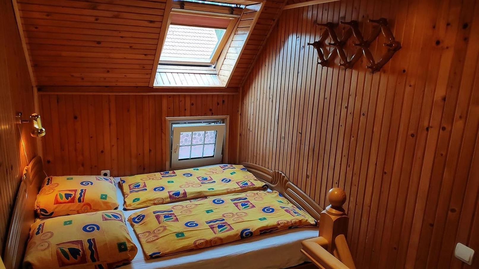 Double or Twin Room with Shower