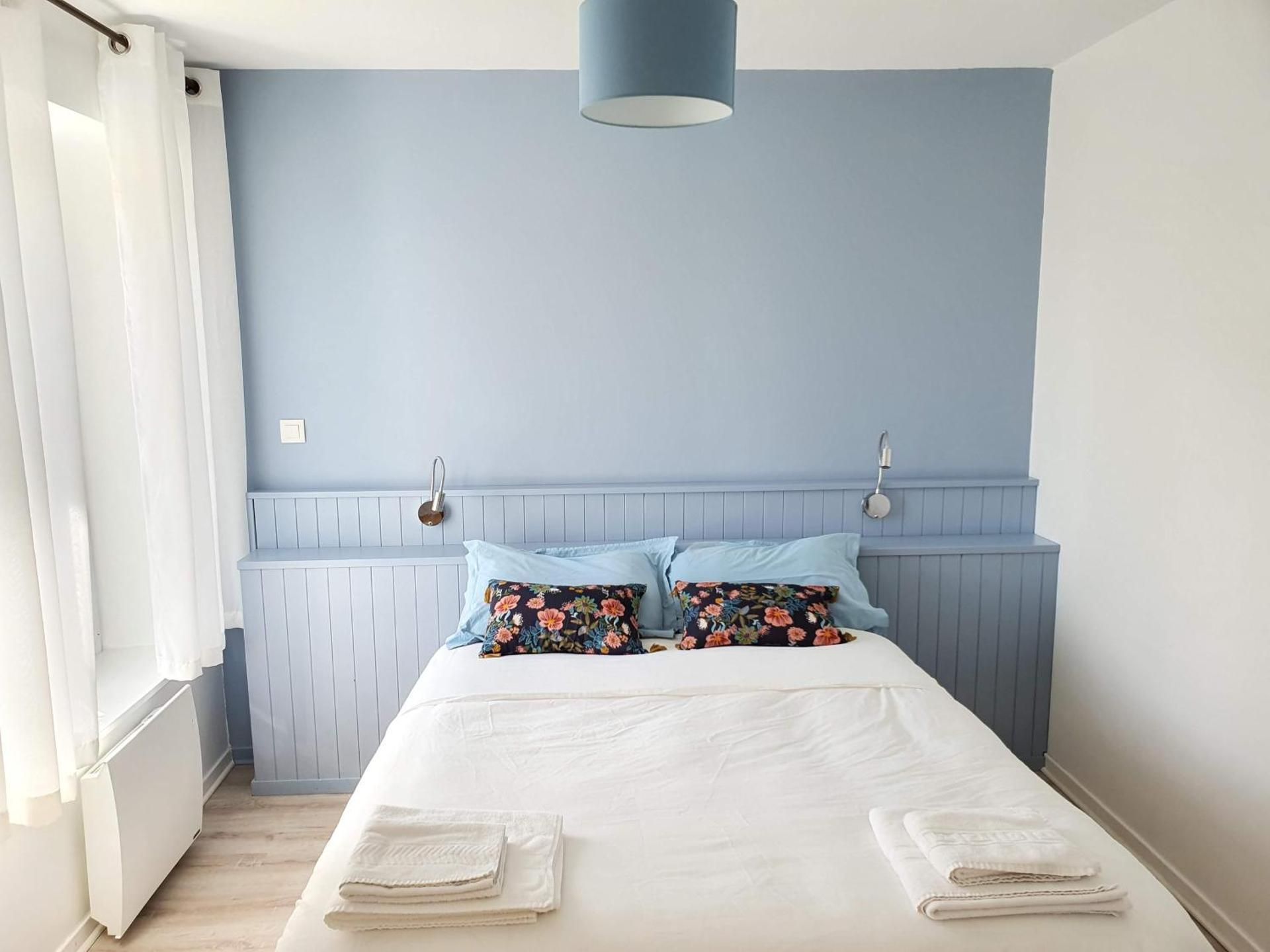 Triple Room with Private Bathroom